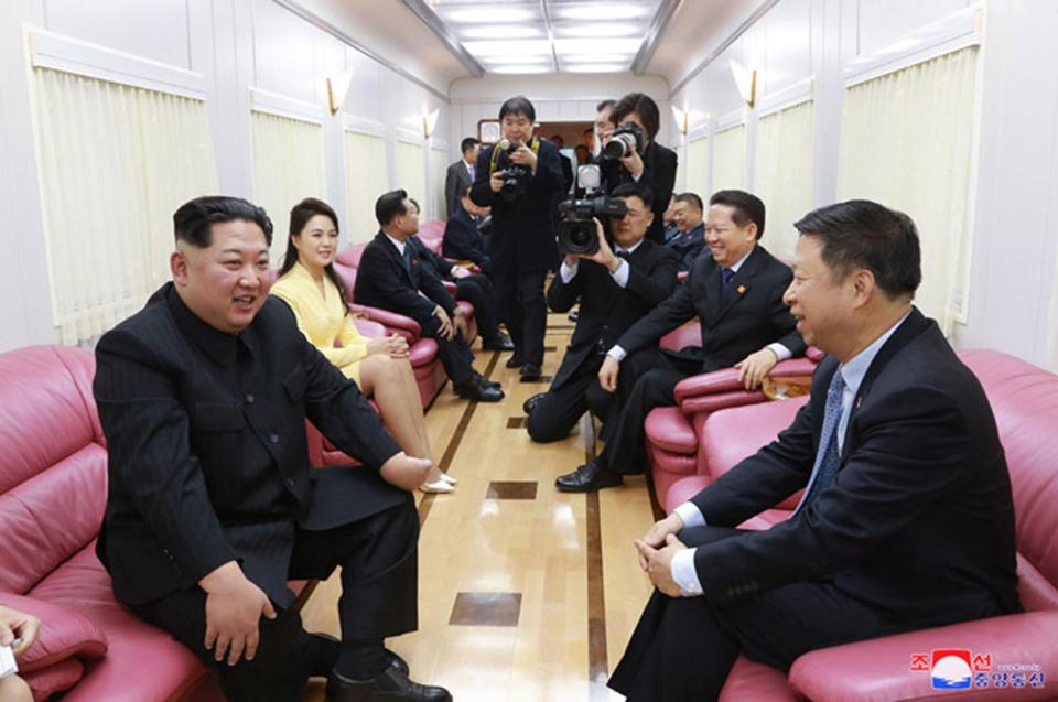 tau-boc-thep-kim-jong-un-1.jpg