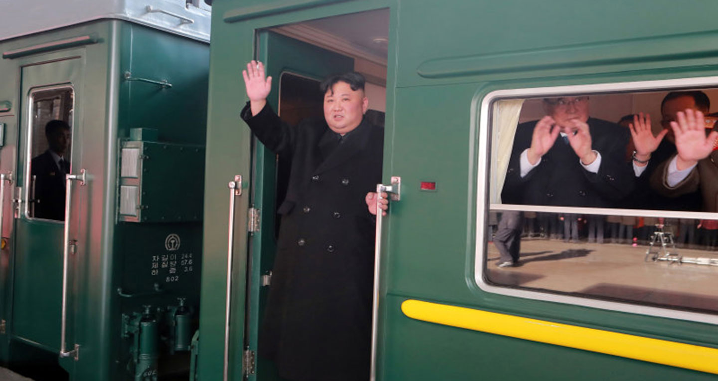 Đoàn tàu bọc thép đưa ông Kim Jong Un đến Hà Nội được trang bị những gì?