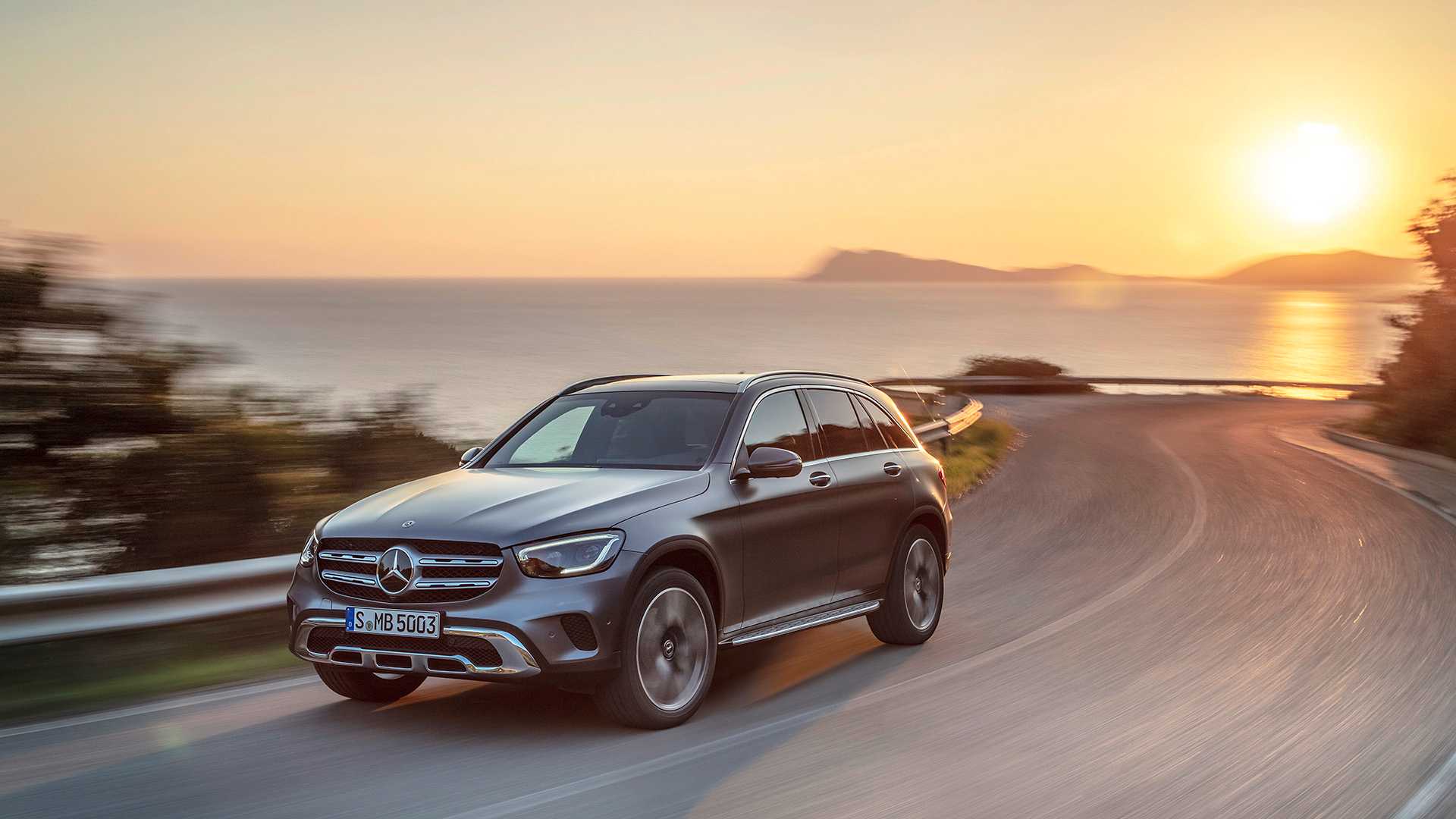 mercedes-benz-glc-2020-1.jpg