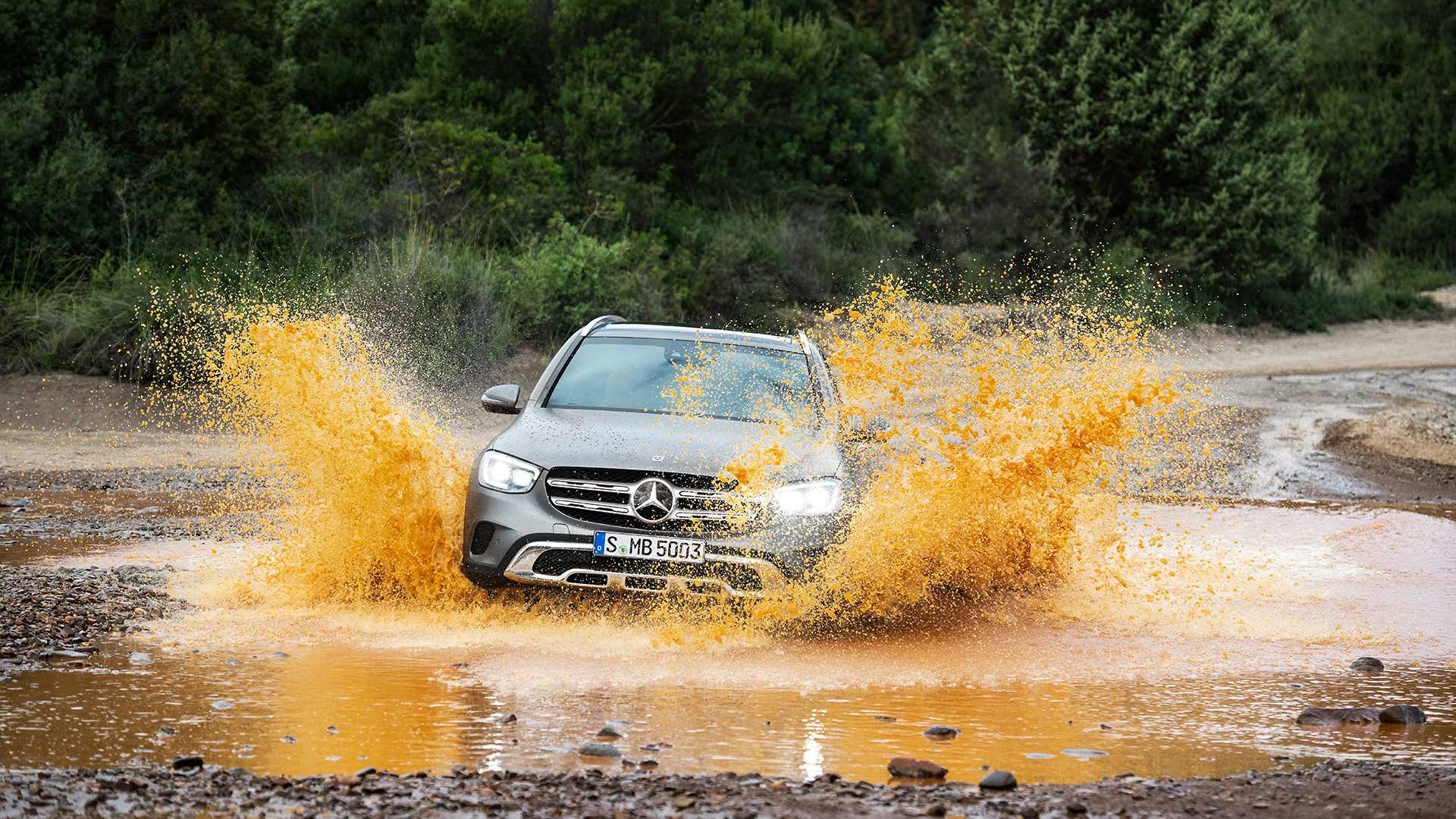 mercedes-benz-glc-2020-4.jpg