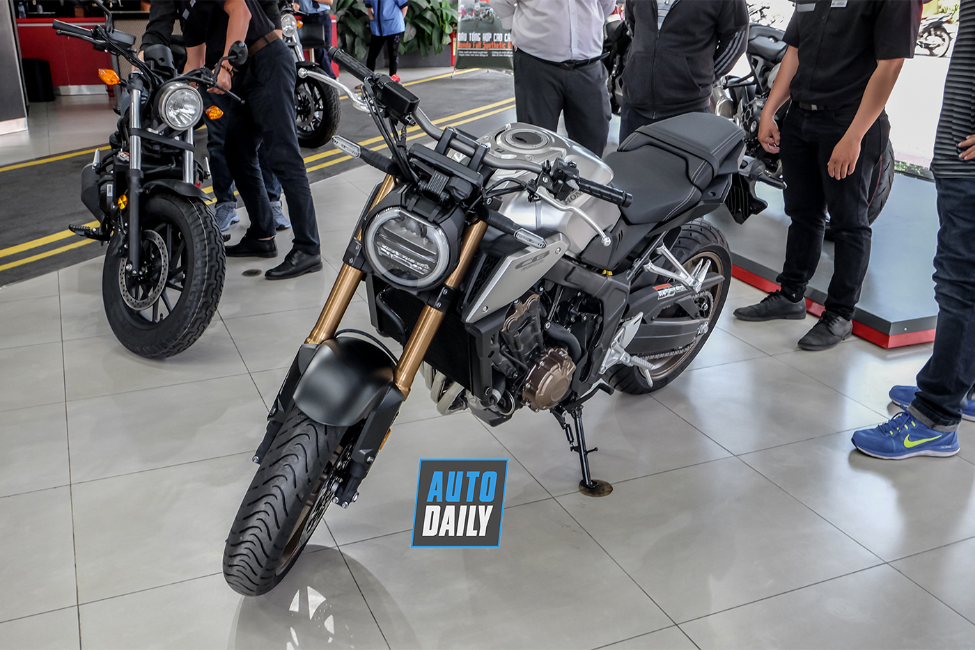 honda-cb650r-2019-32.jpg