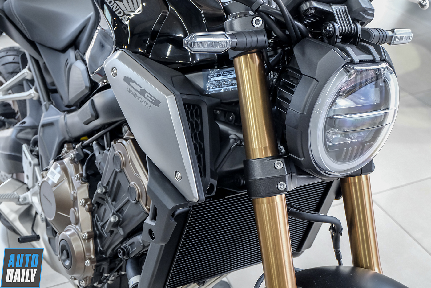 honda-cb650r-2019-4.jpg