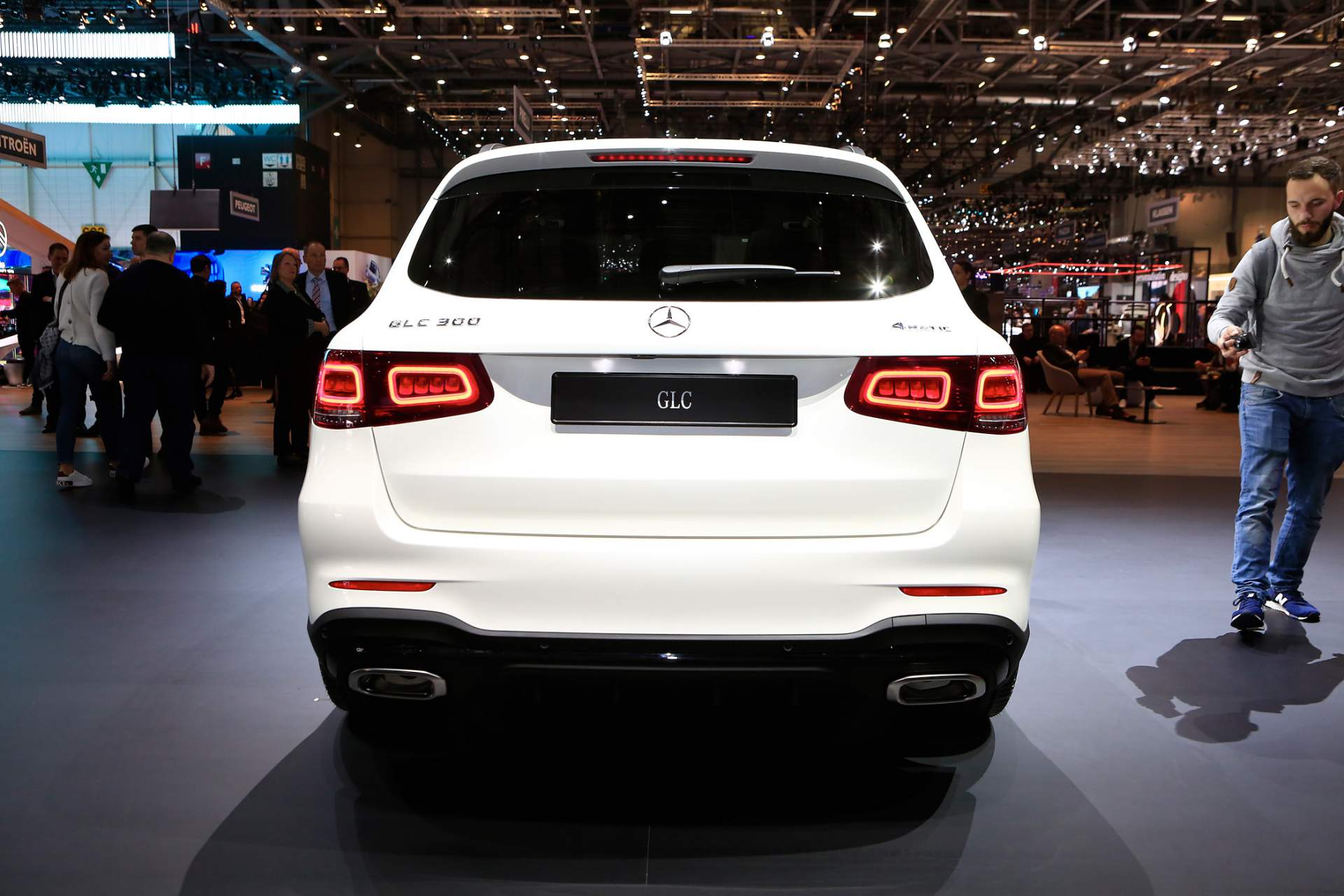 mercedes-benz-glc-2020fc997faf-mercedes-benz-glc-facelift-at-2019-geneva-motor-show-9.jpg