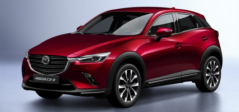 so-sanh-mazda-cx-30-1.jpg