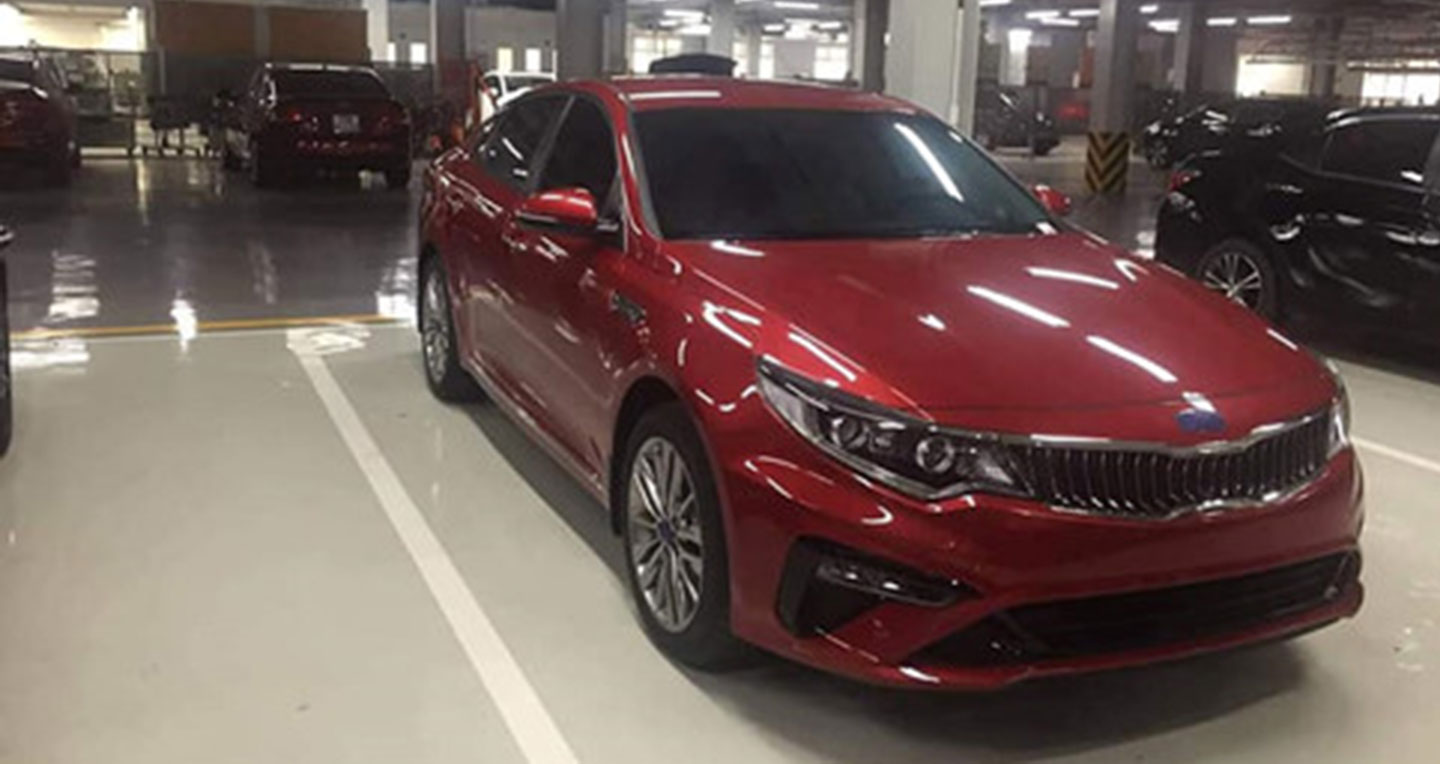 Kia Optima và Toyota Camry 2019 sắp ra mắt tại Việt Nam, khuấy động phân khúc sedan hạng D