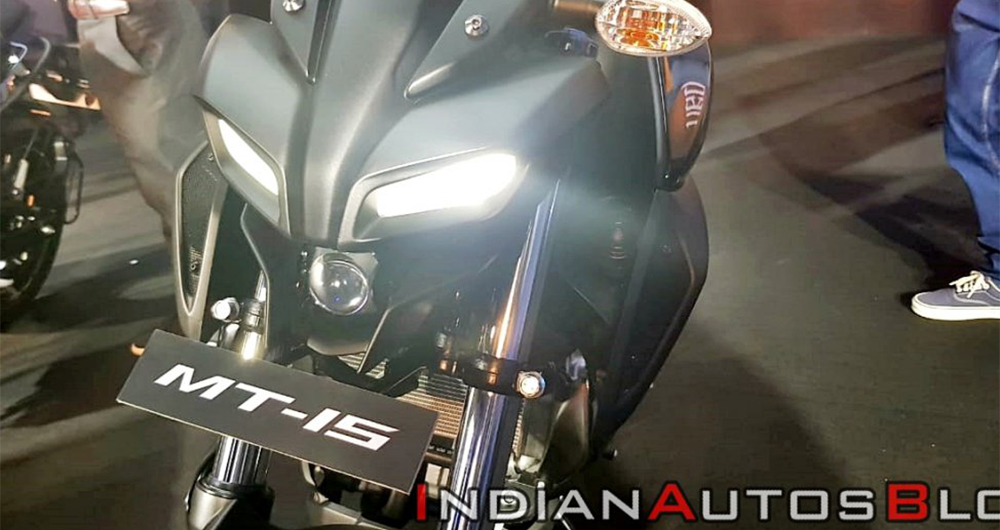 2019-yamaha-mt-15-india-launch-details-headlight-7556.jpg