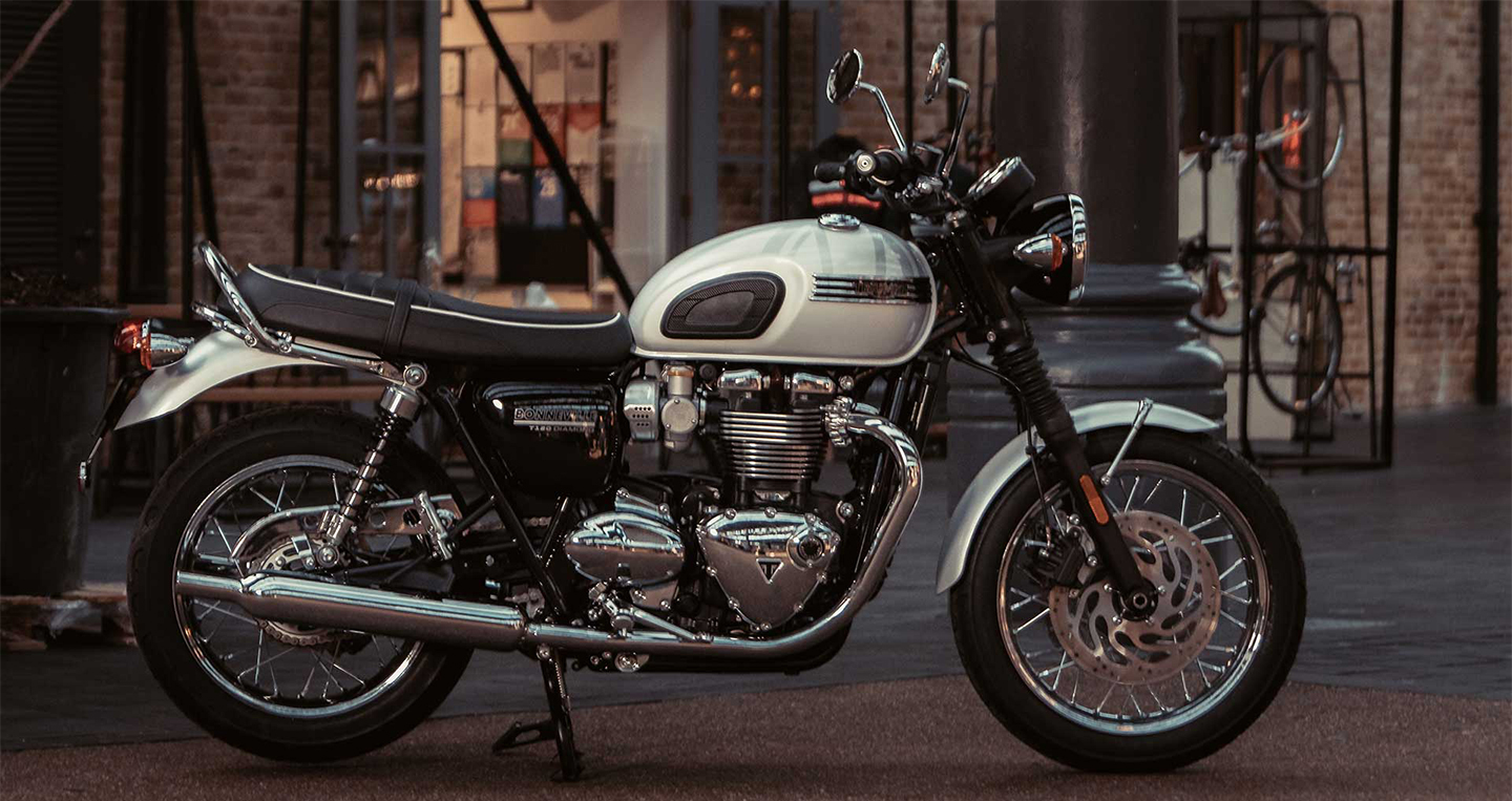 triumph-bonneville-t120-diamond-1.jpg