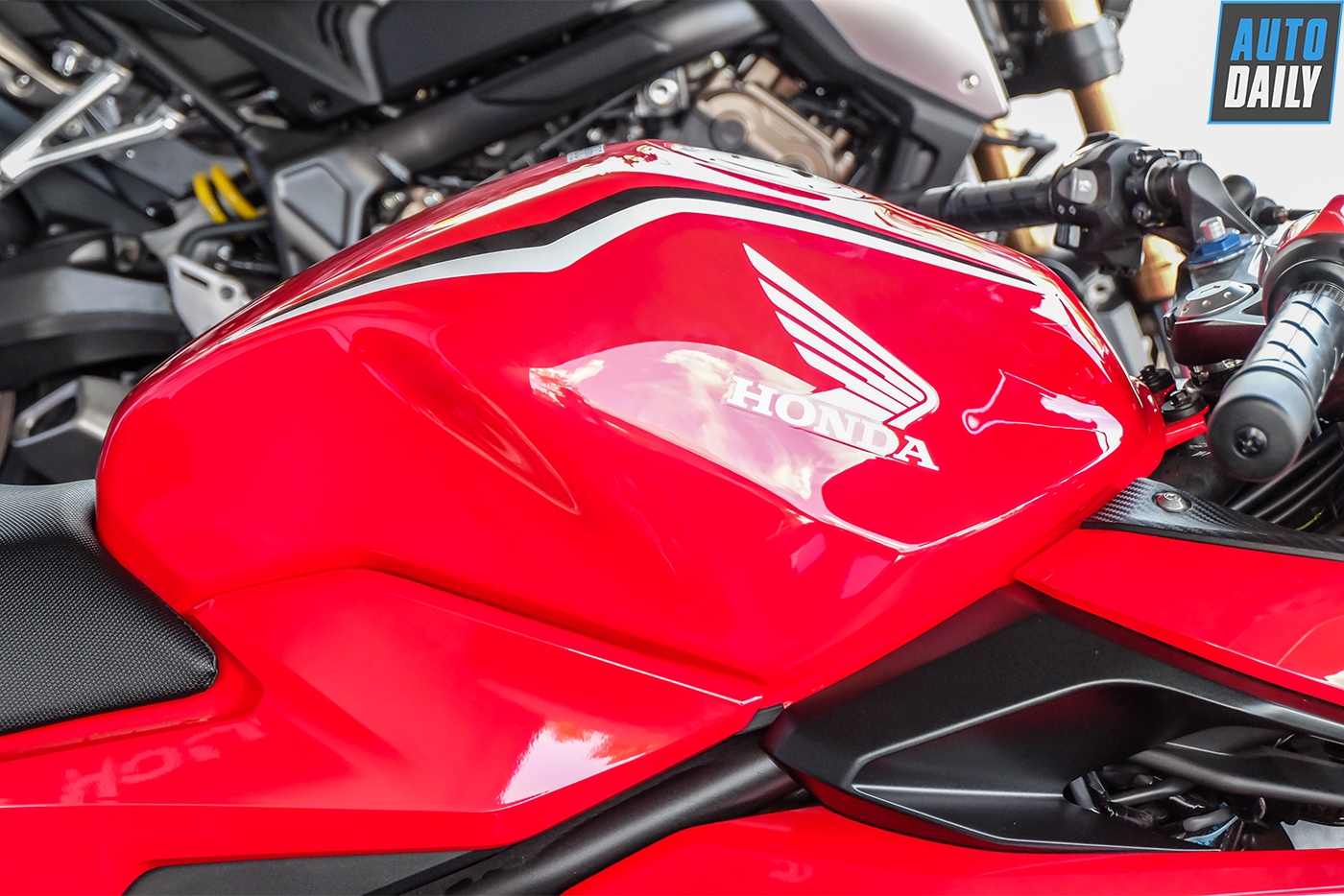 honda-cbr500r-2019-30.jpg