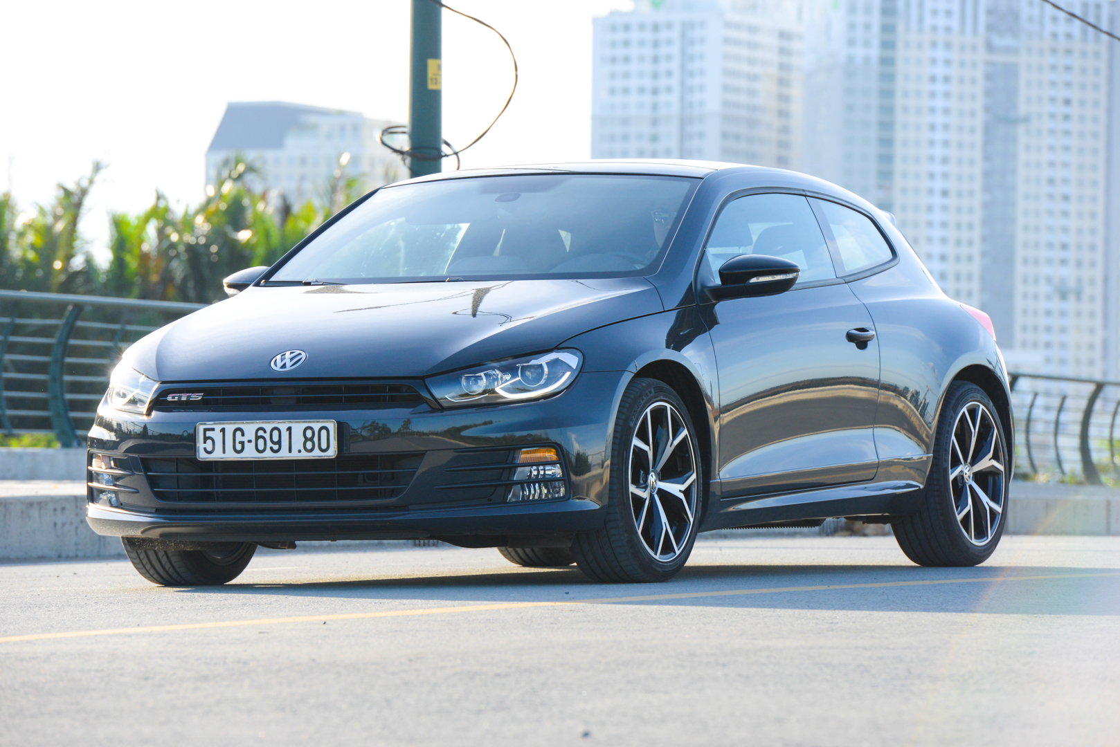 2-ngoai-that-scirocco.jpg