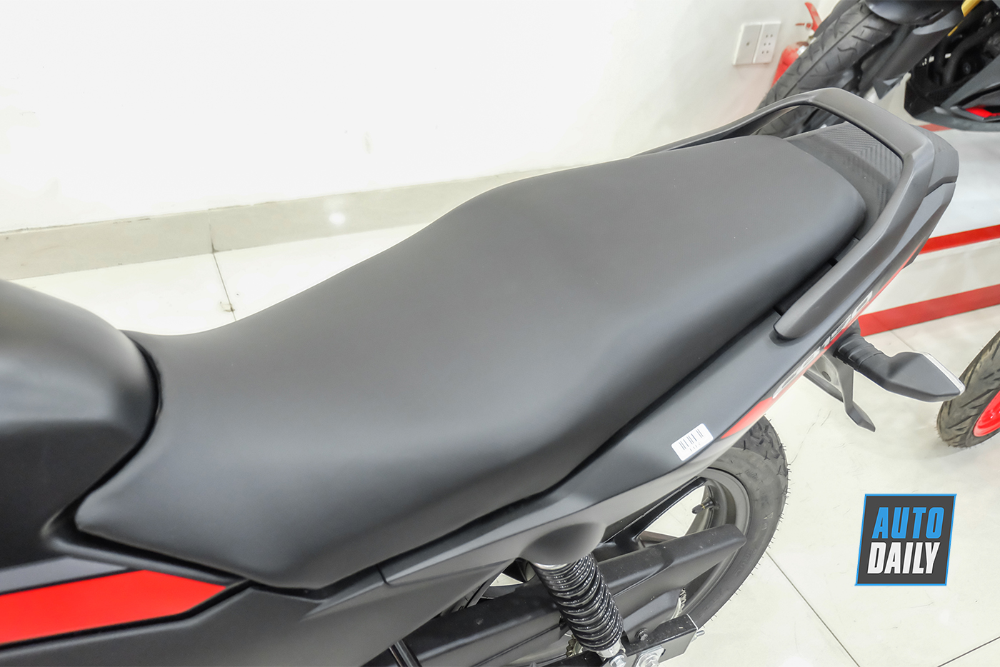 honda-cb150-verza-2019-23.jpg