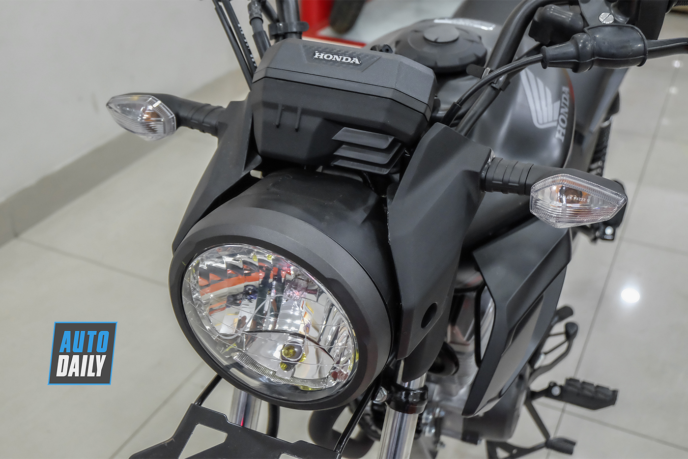 honda-cb150-verza-2019-6.jpg