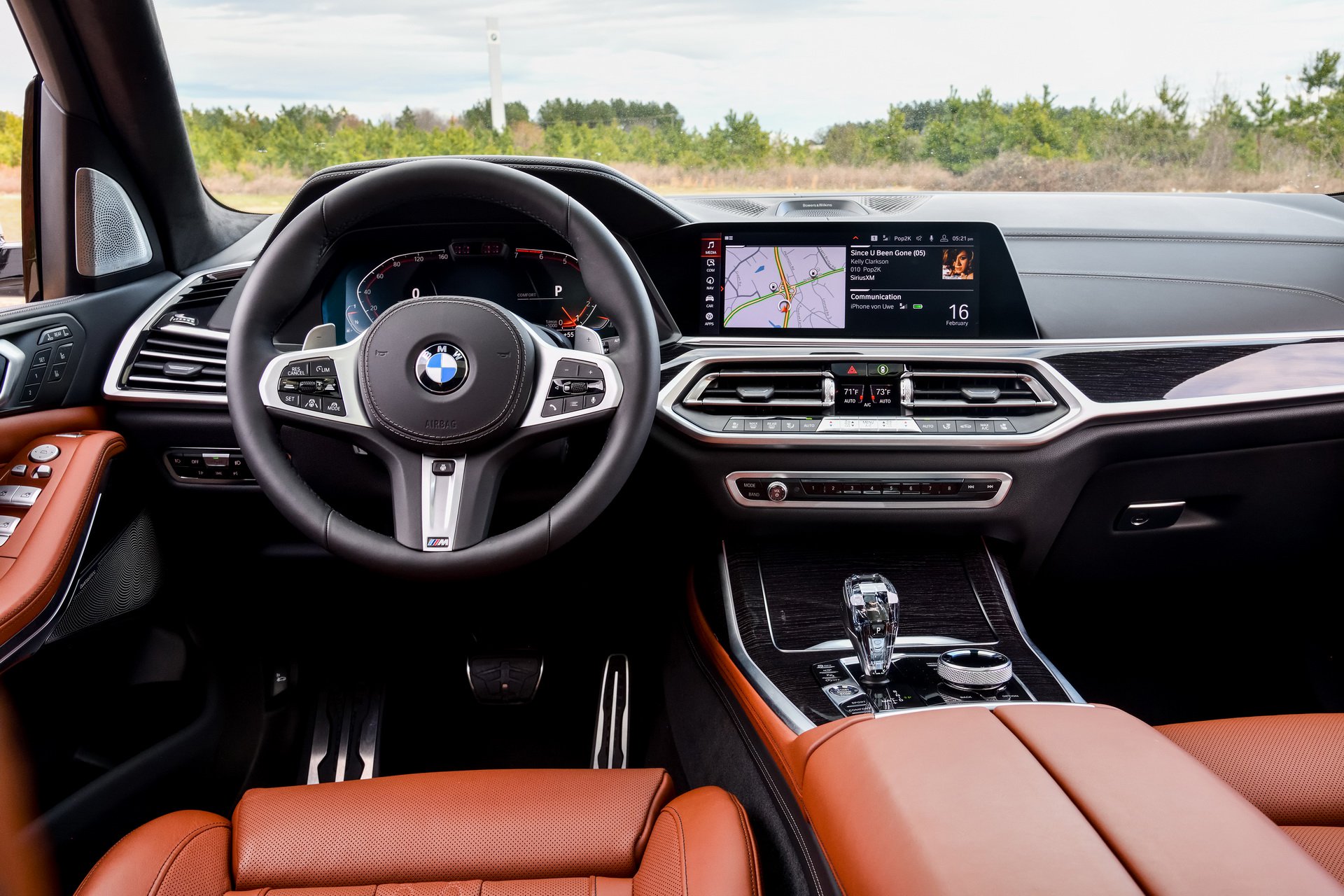 2019-bmw-x7-08.jpg