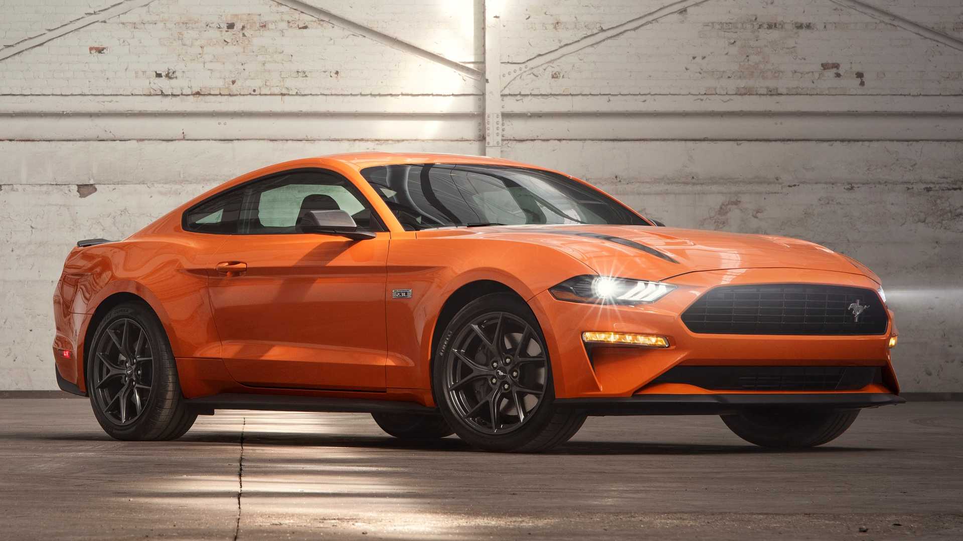 Ra mắt Ford Mustang 2020 với động cơ EcoBootst mạnh hơn
