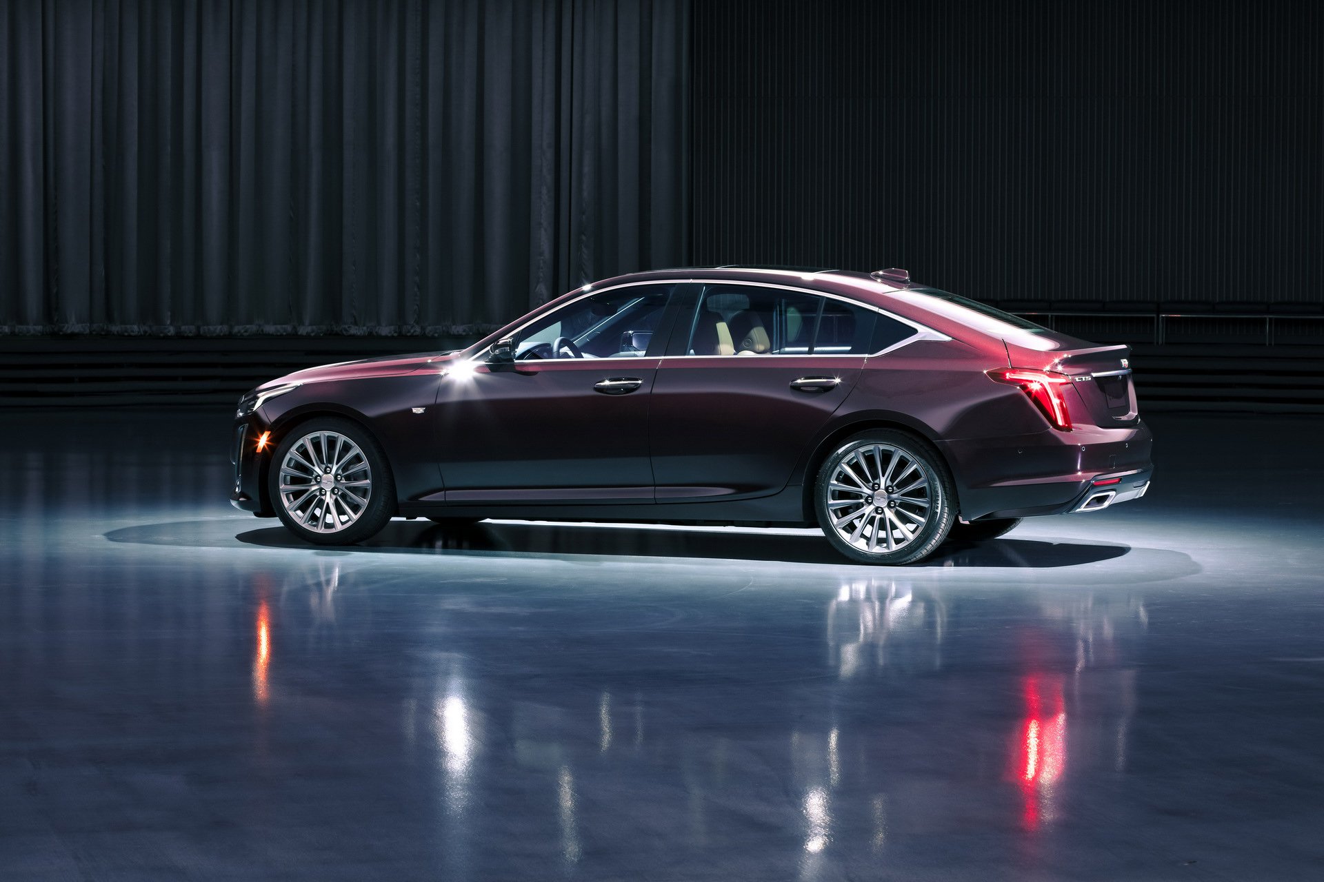 cadillac-ct5-2020-020.jpg