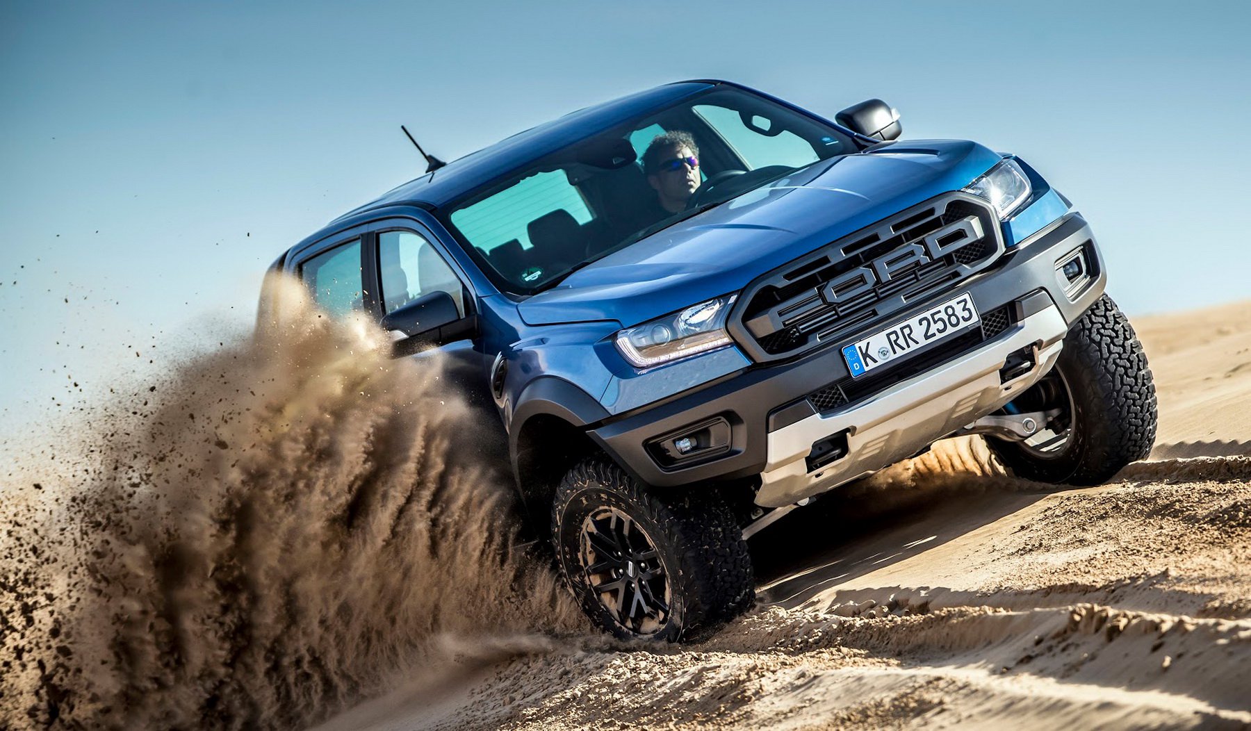 ford-ranger-raptor-03.jpg