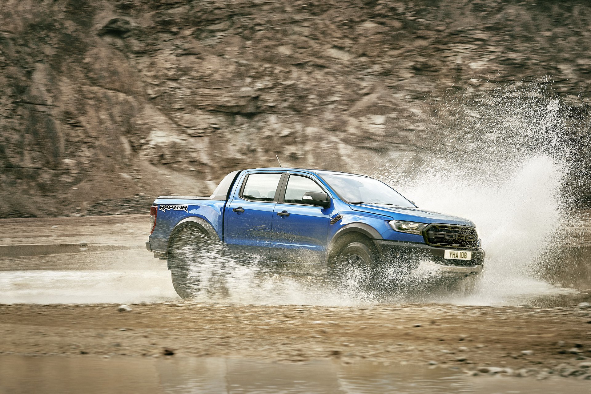 ford-ranger-raptor-08.jpg