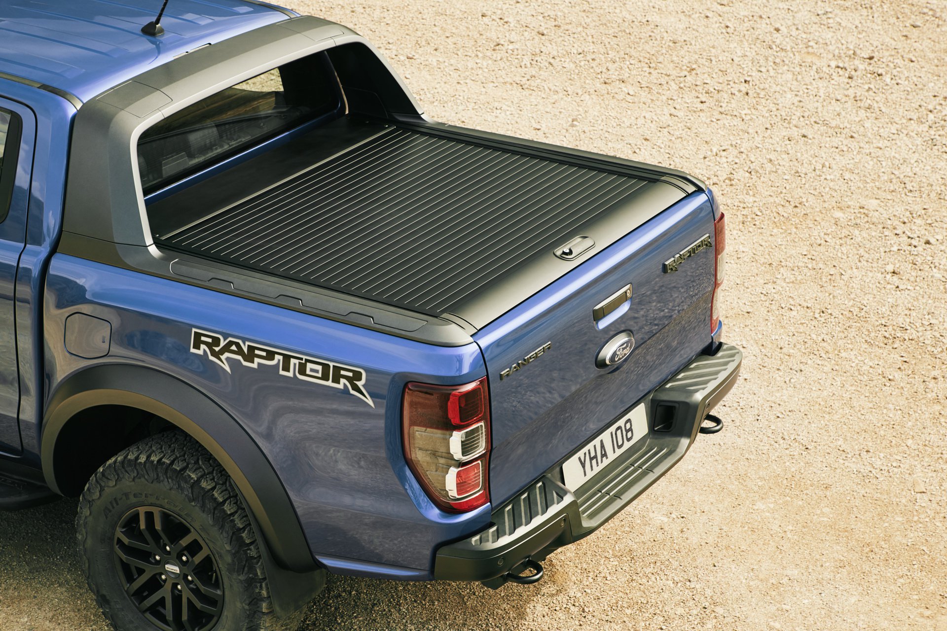 ford-ranger-raptor-14.jpg