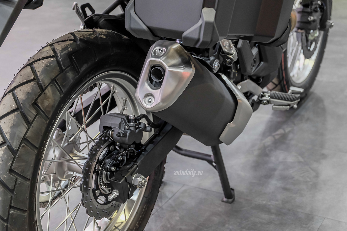 Choose Honda CB500X 2019 or Kawasaki Versys X300 2018? kawasa-versys-x-11.jpg