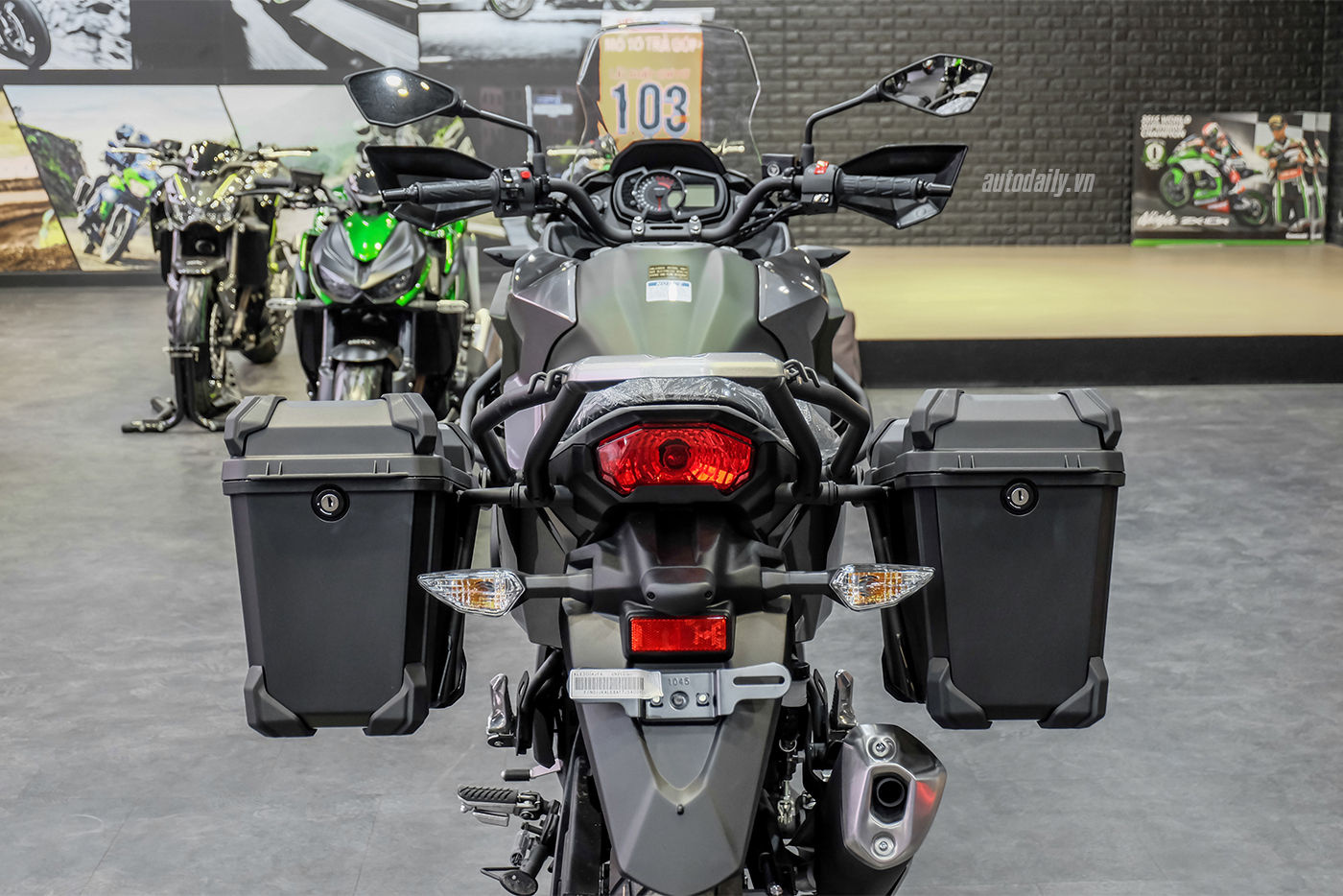 Choose Honda CB500X 2019 or Kawasaki Versys X300 2018? kawasa-versys-x-12.jpg