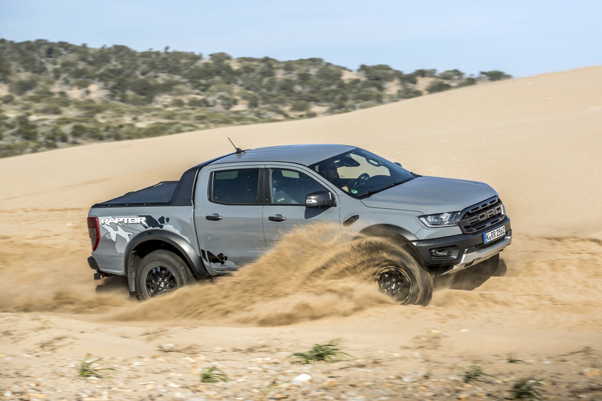 2019-ranger-raptor-3.jpg