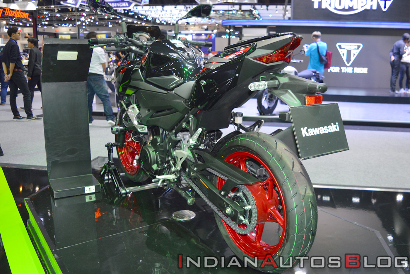 kawasaki-z400-2019-18.jpg