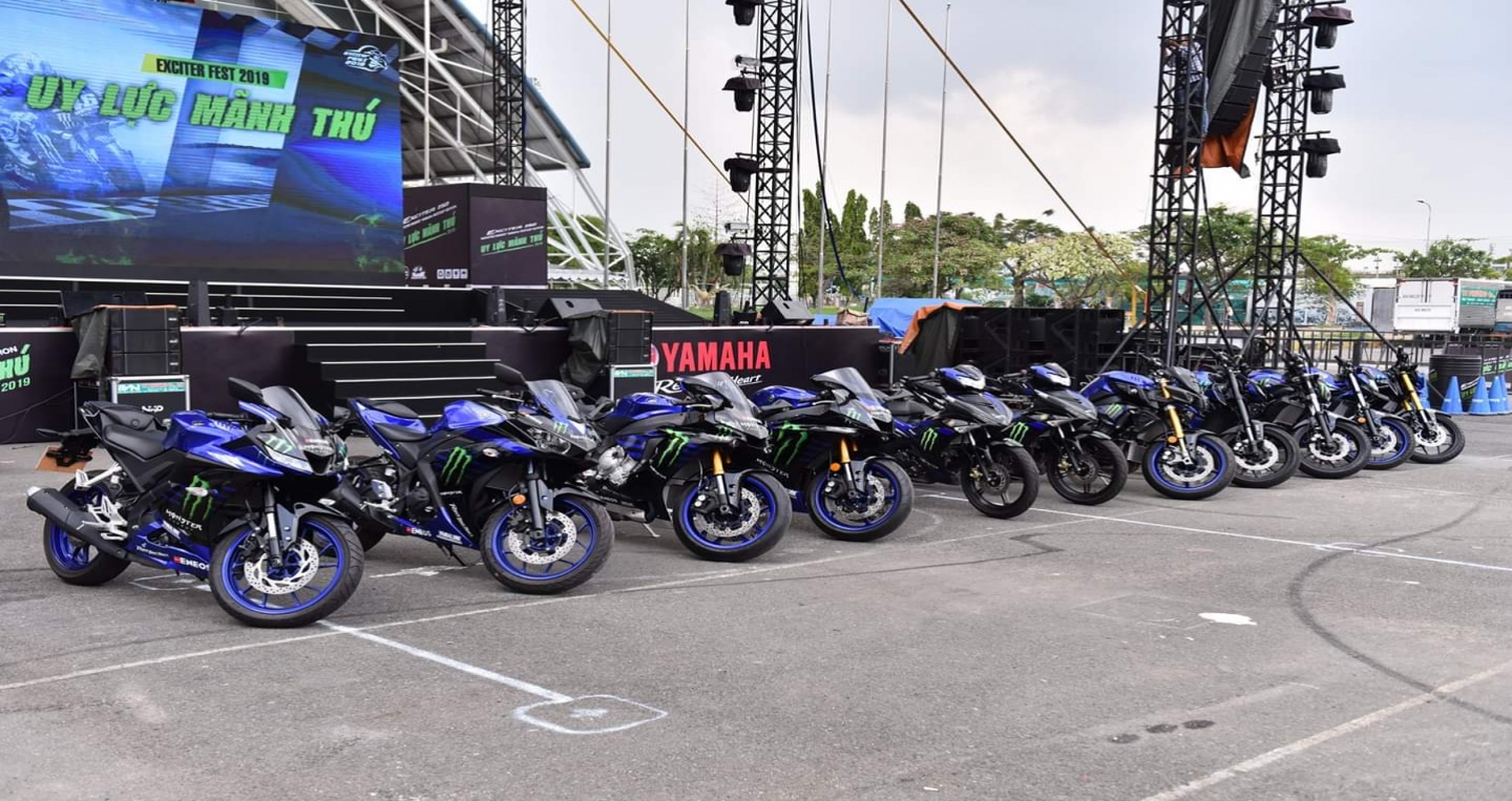 yamaha-monster-energy.jpg