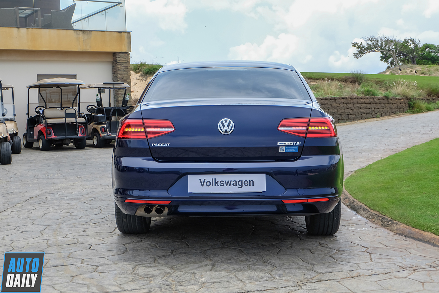 volkswagen-passat-bluemotion-high-my2018-11.jpg