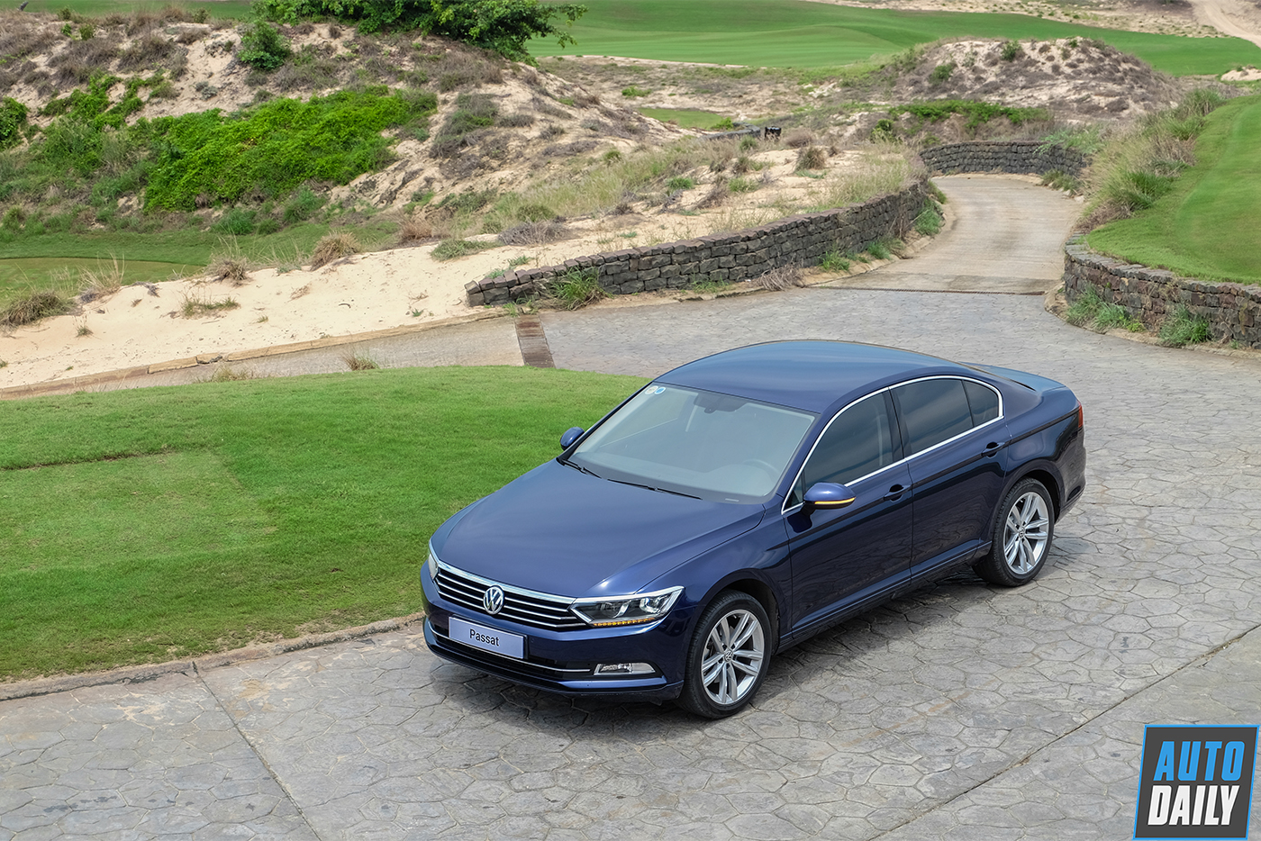 volkswagen-passat-bluemotion-high-my2018-3.jpg