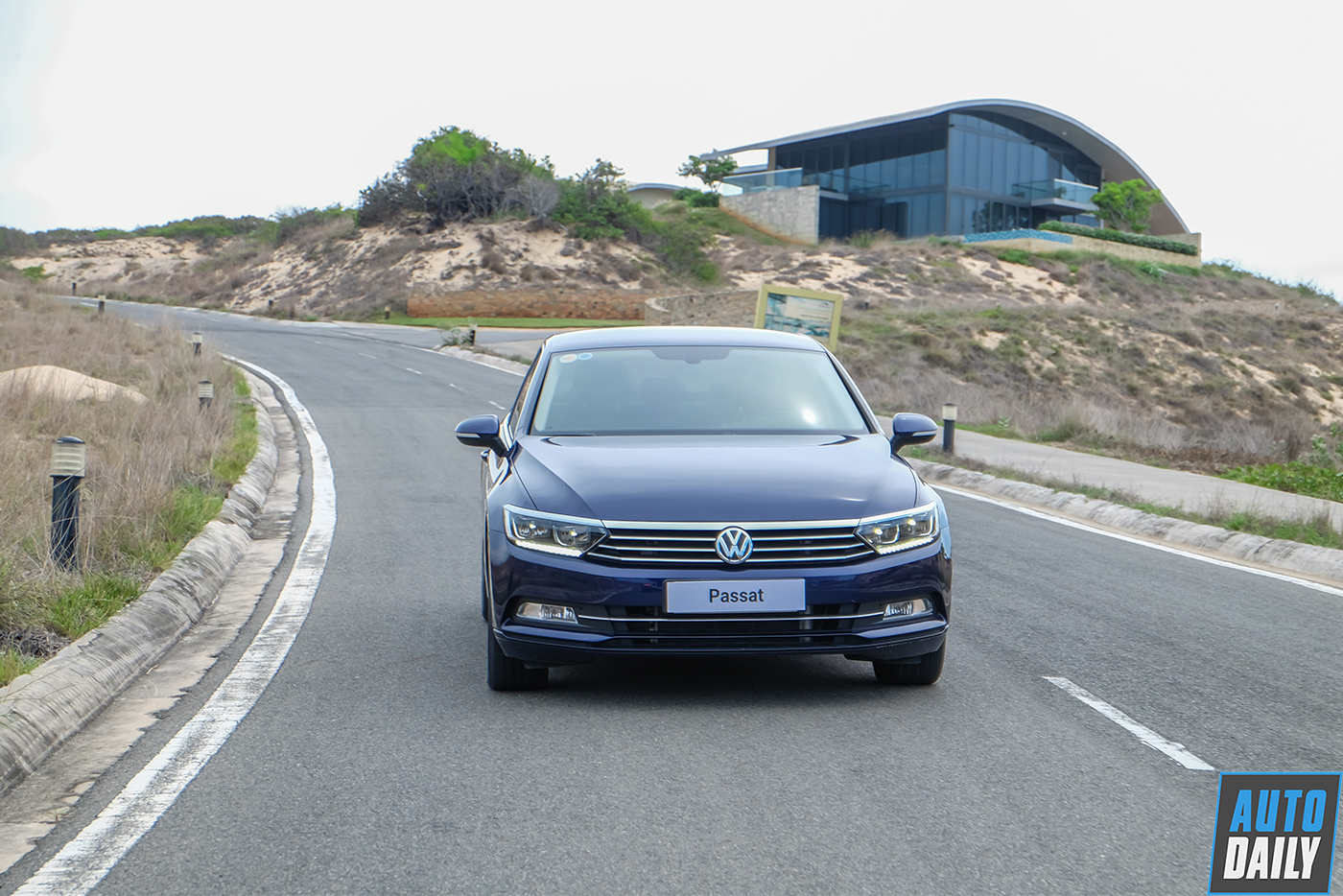 volkswagen-passat-bluemotion-high-my2018-31.jpg