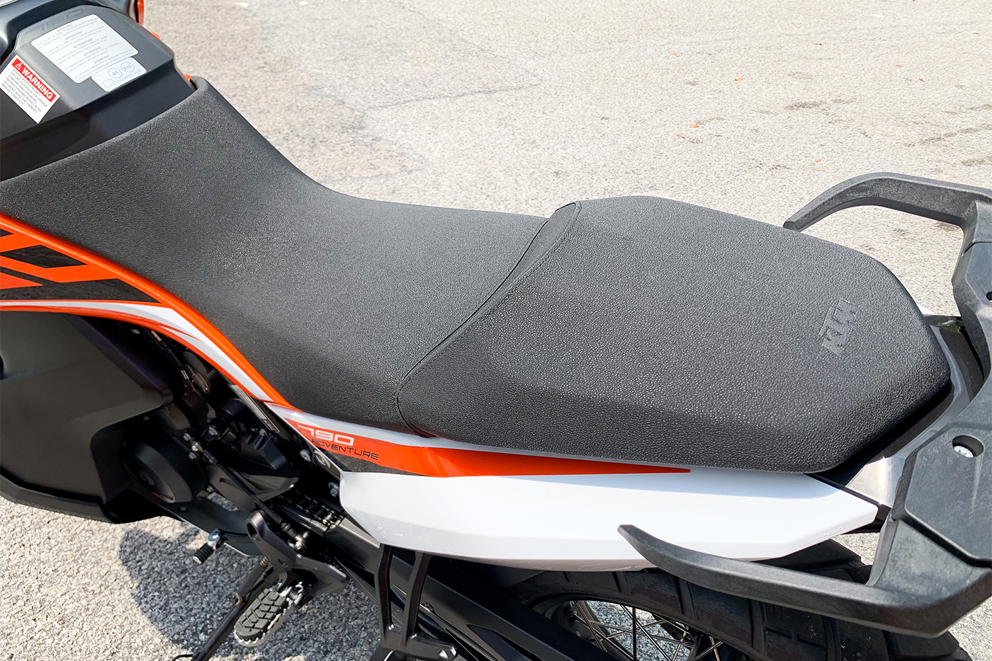 2019-ktm-790-adventure-14.jpg