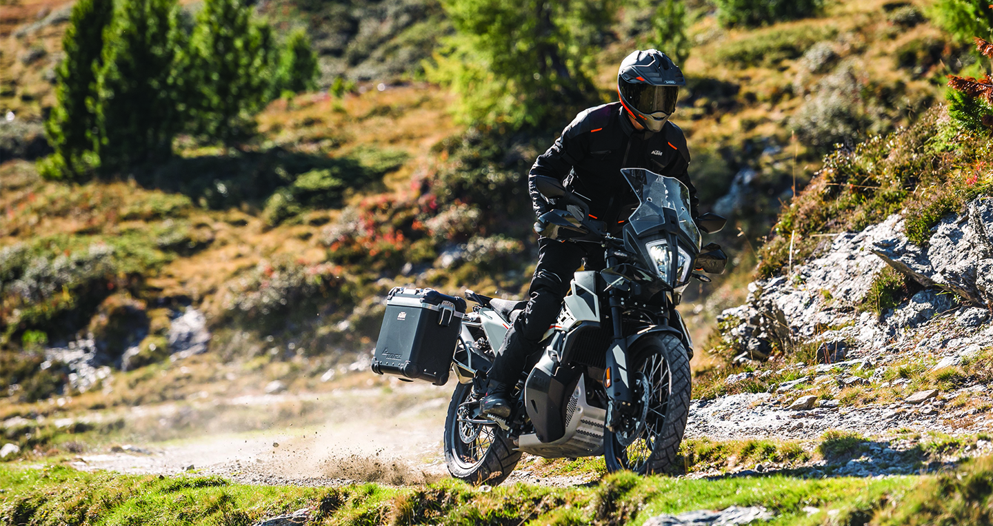 2019-ktm-790-adventure-5.jpg