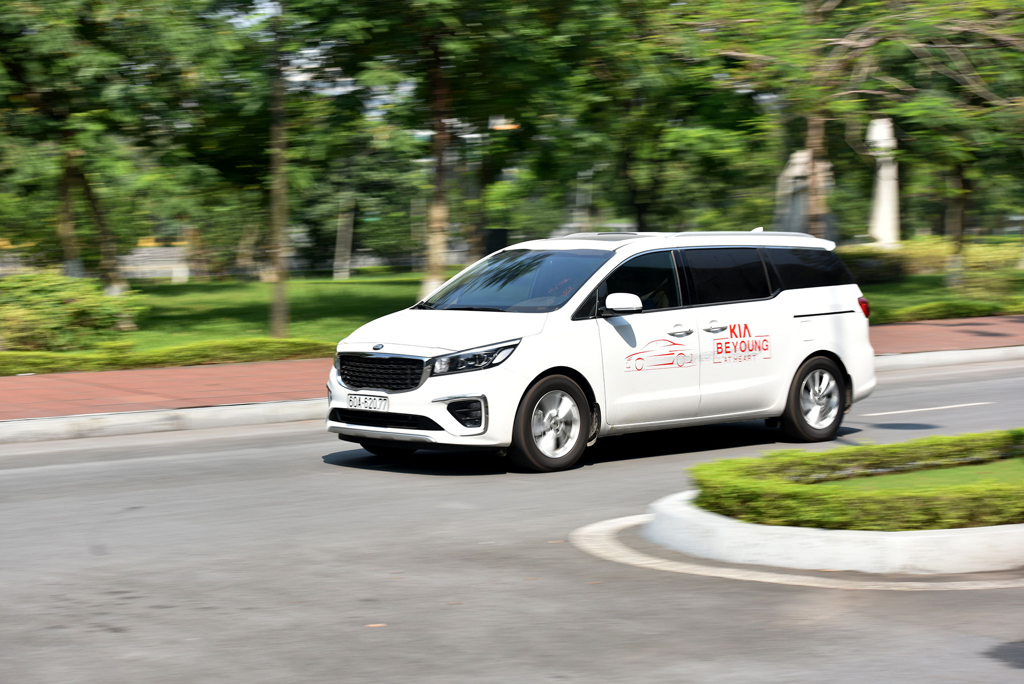 ngay-hoi-lai-thu-kia-sedona-autodaily-06.jpg