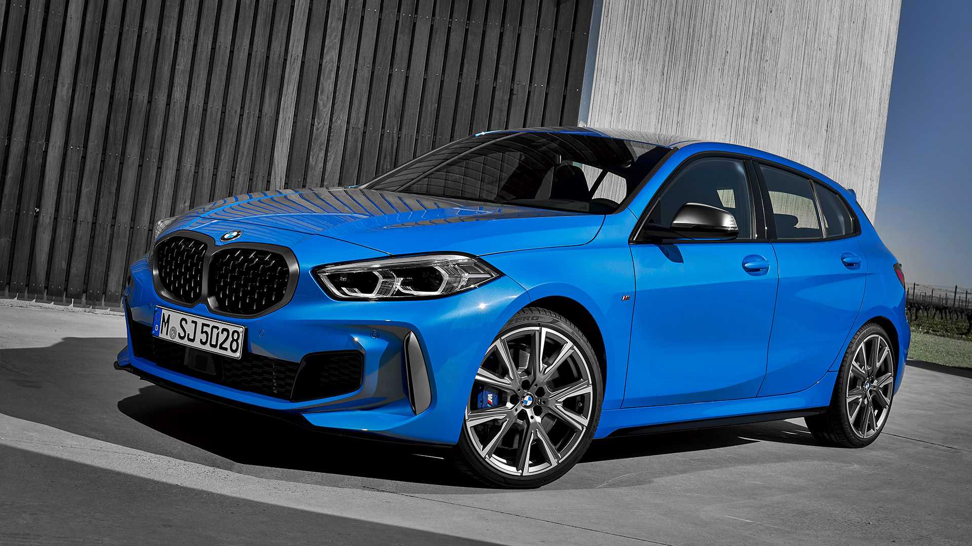 2019-bmw-m135i-xdrive-2.jpg