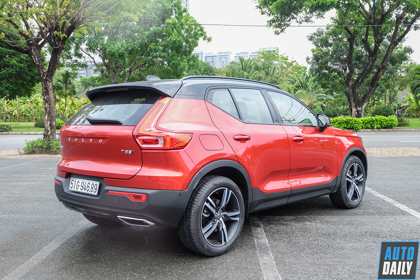 volvo-xc40-2019-7.jpg