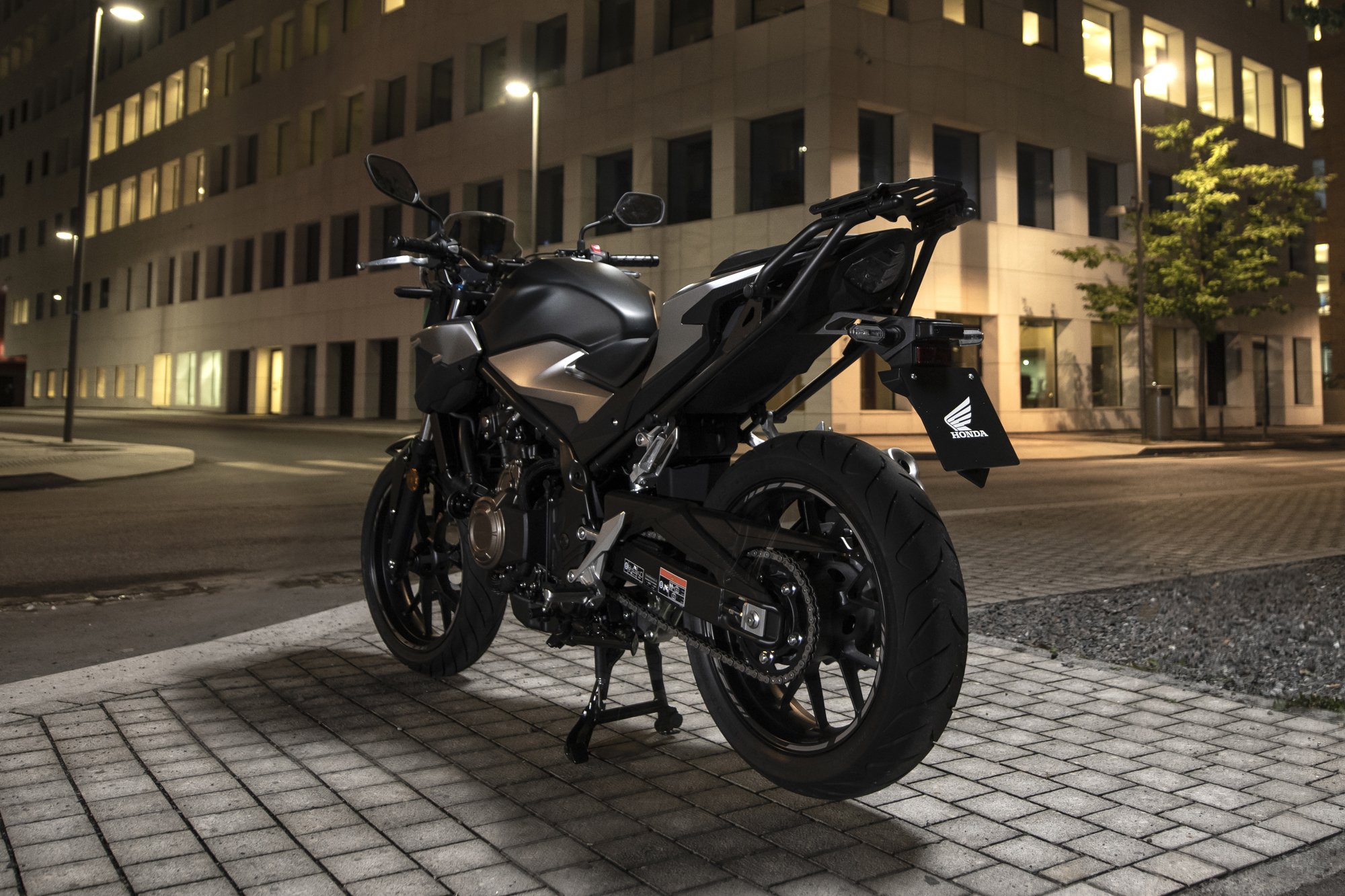 2019-cb500f-ed-location-acc-0014-s.jpg