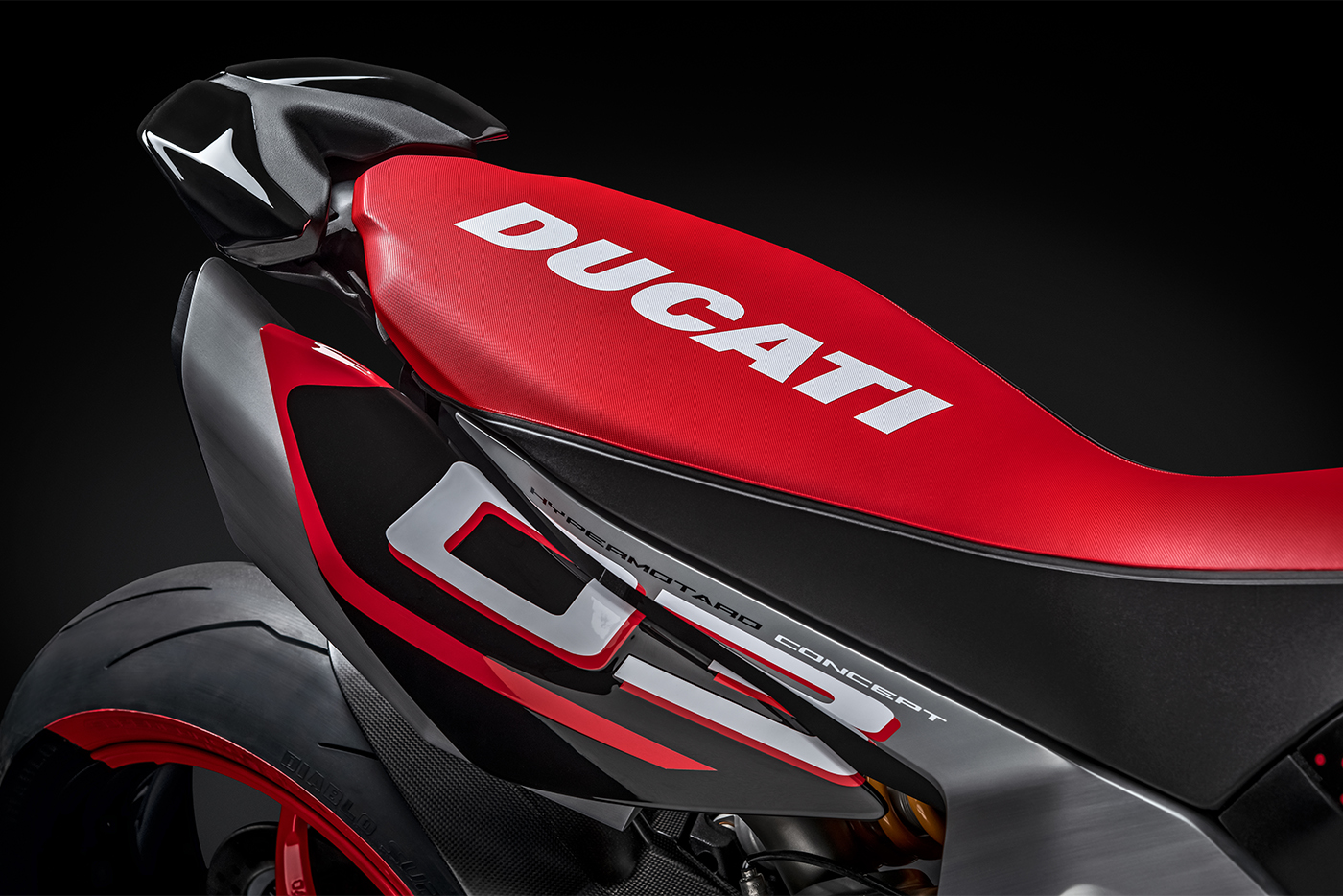 2019-ducati-hypermotard-950-concept-6.jpg