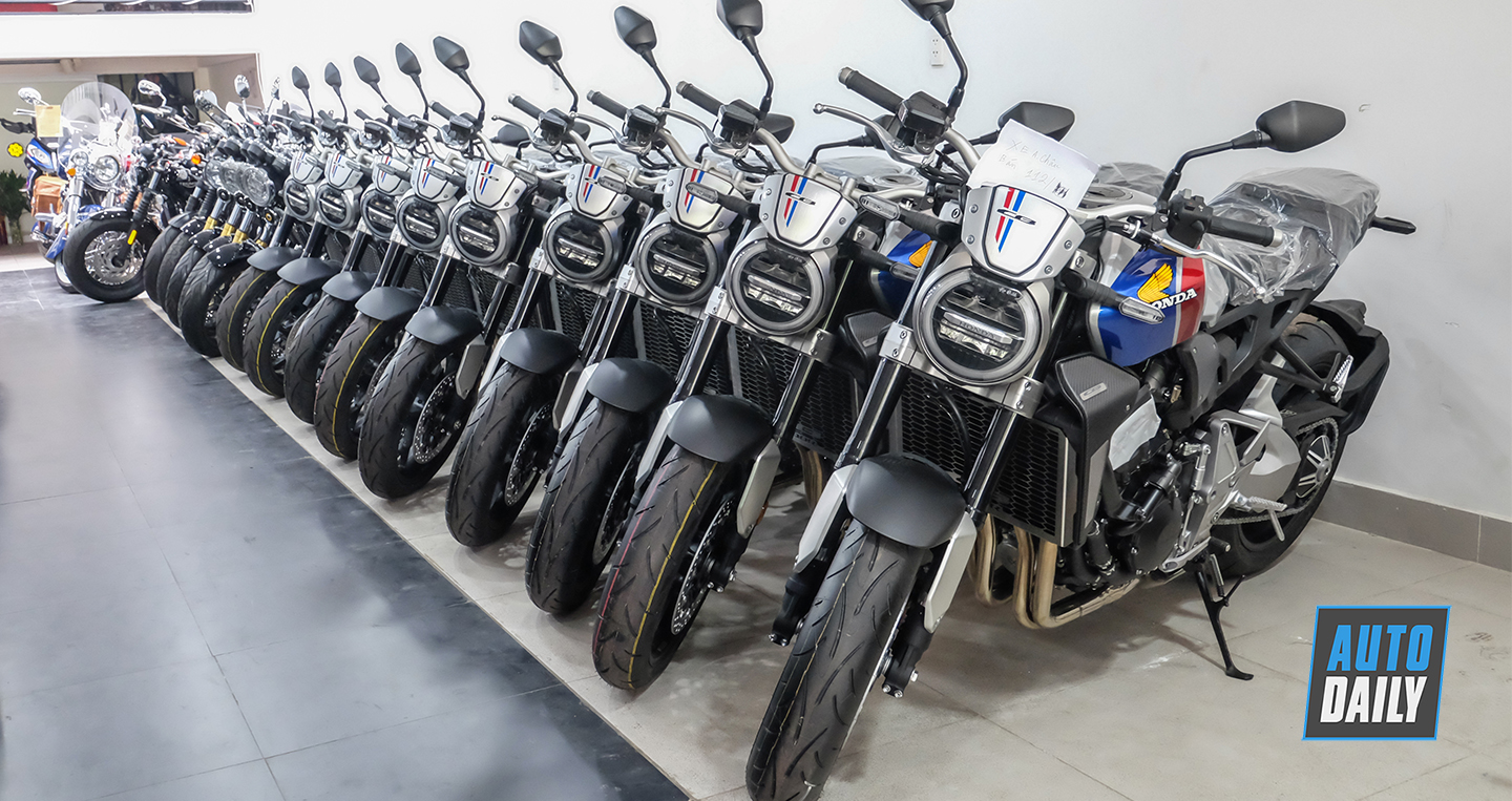 Honda CB1000R Plus bản giới hạn 350 chiếc cập bến Việt Nam