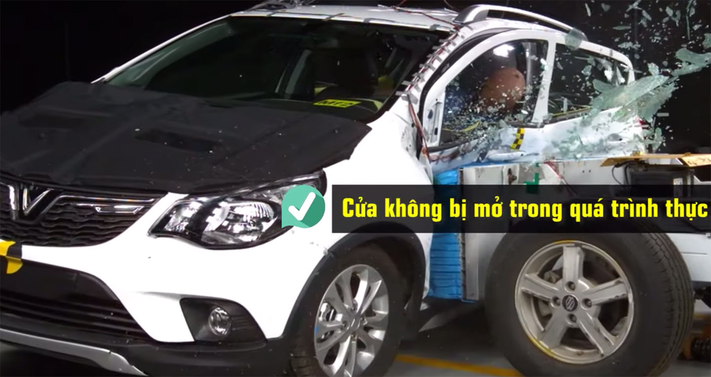 Xem VinFast Fadil vượt qua bài thử nghiệm va chạm ASEAN NCAP