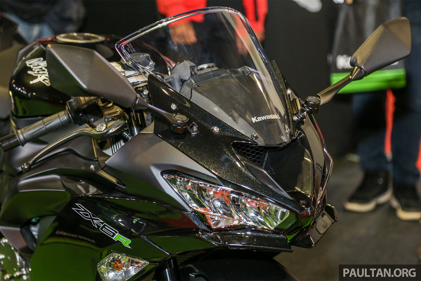 kawasaki-ninja-zx-6r-2019-6.jpg