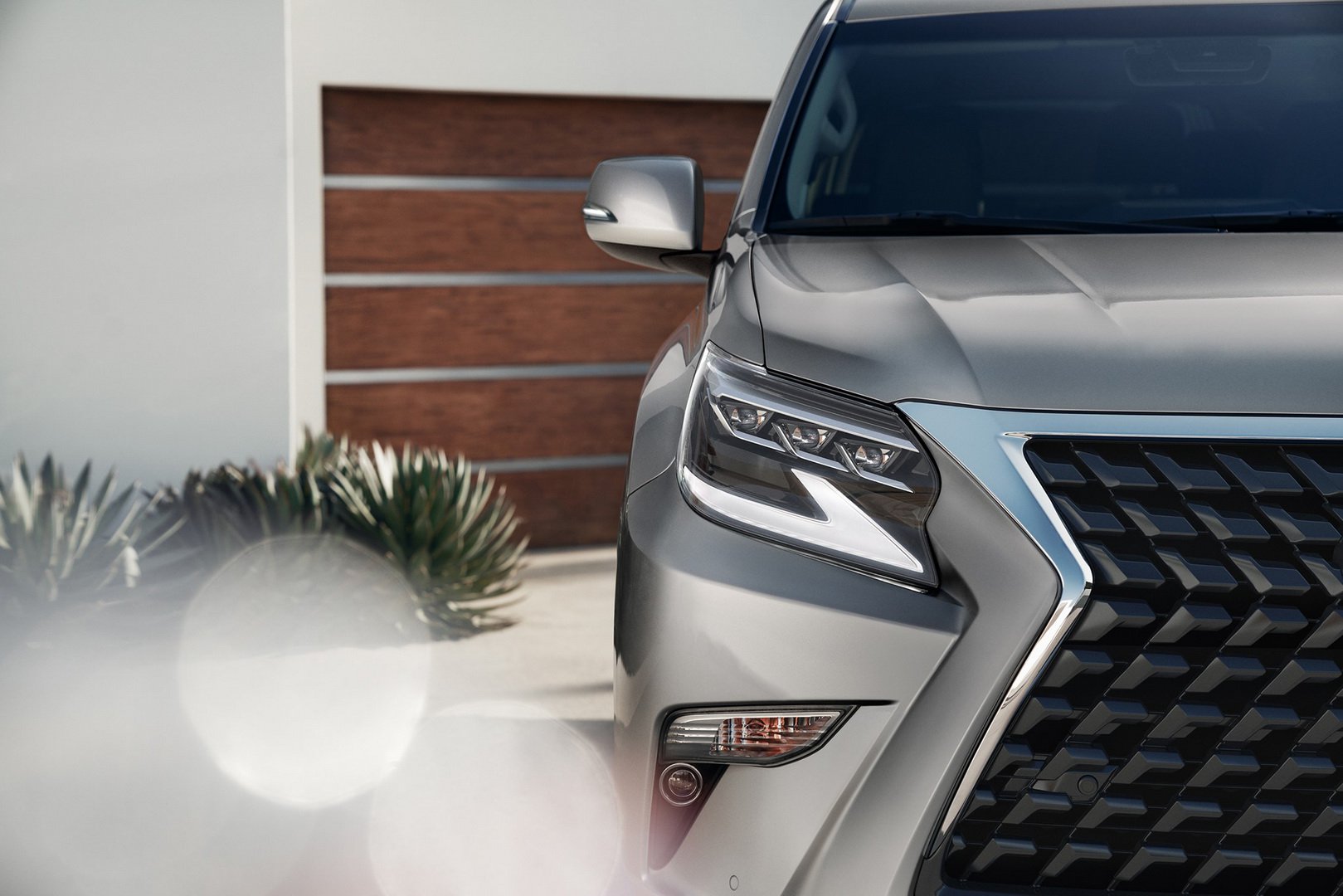 2020-lexus-gx-460-2.jpg