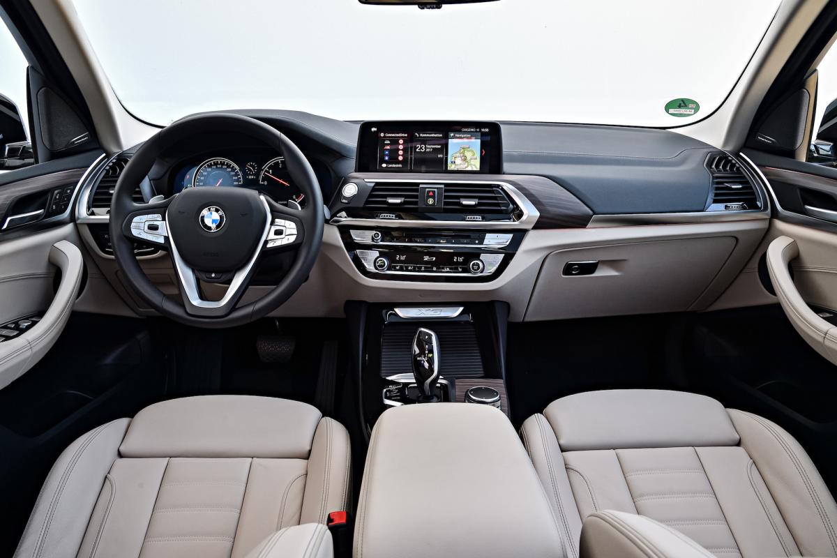 2018-bmw-x3-interior-dashboard.jpg