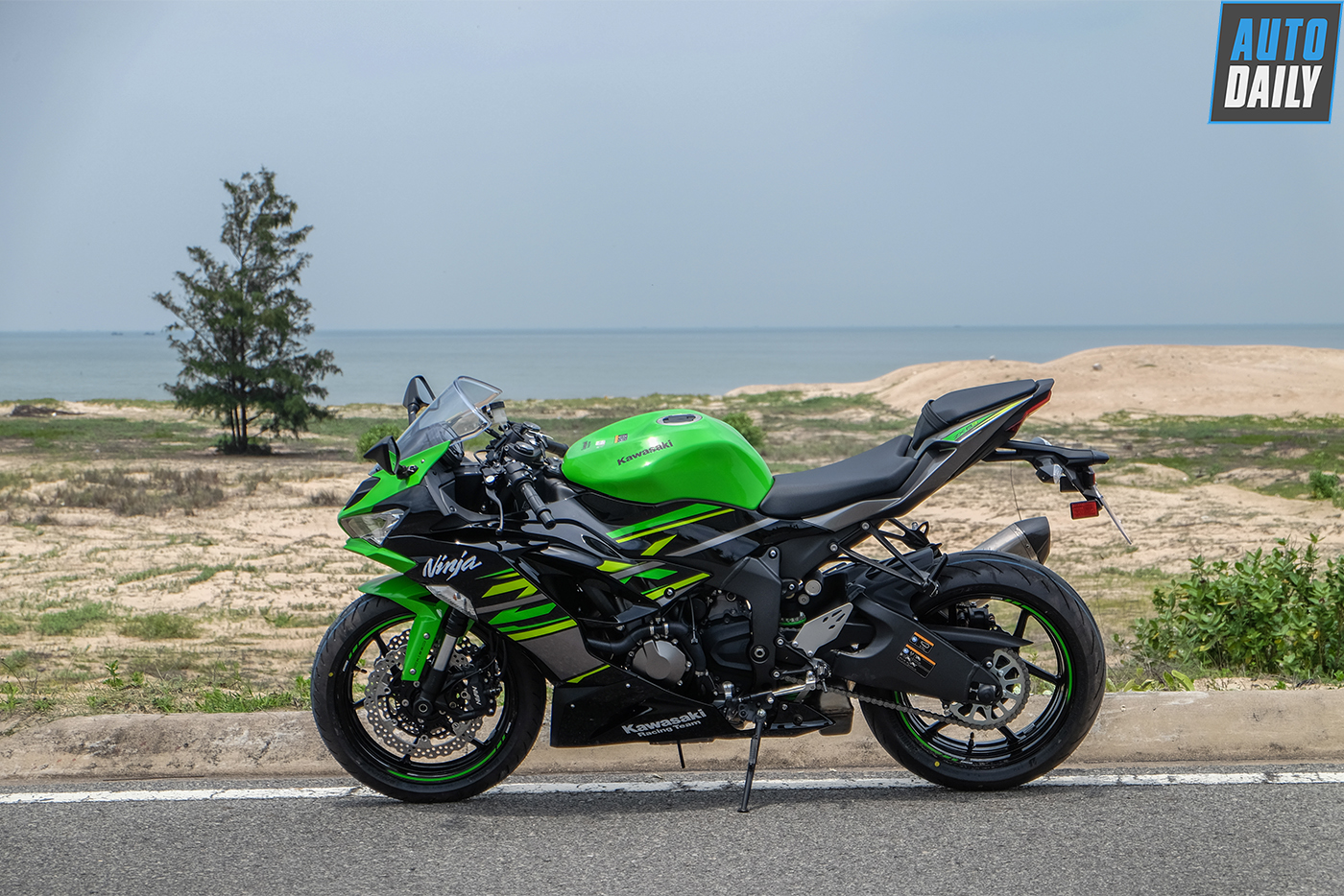 kawasaki-ninja-zx-6r-2019-5.jpg