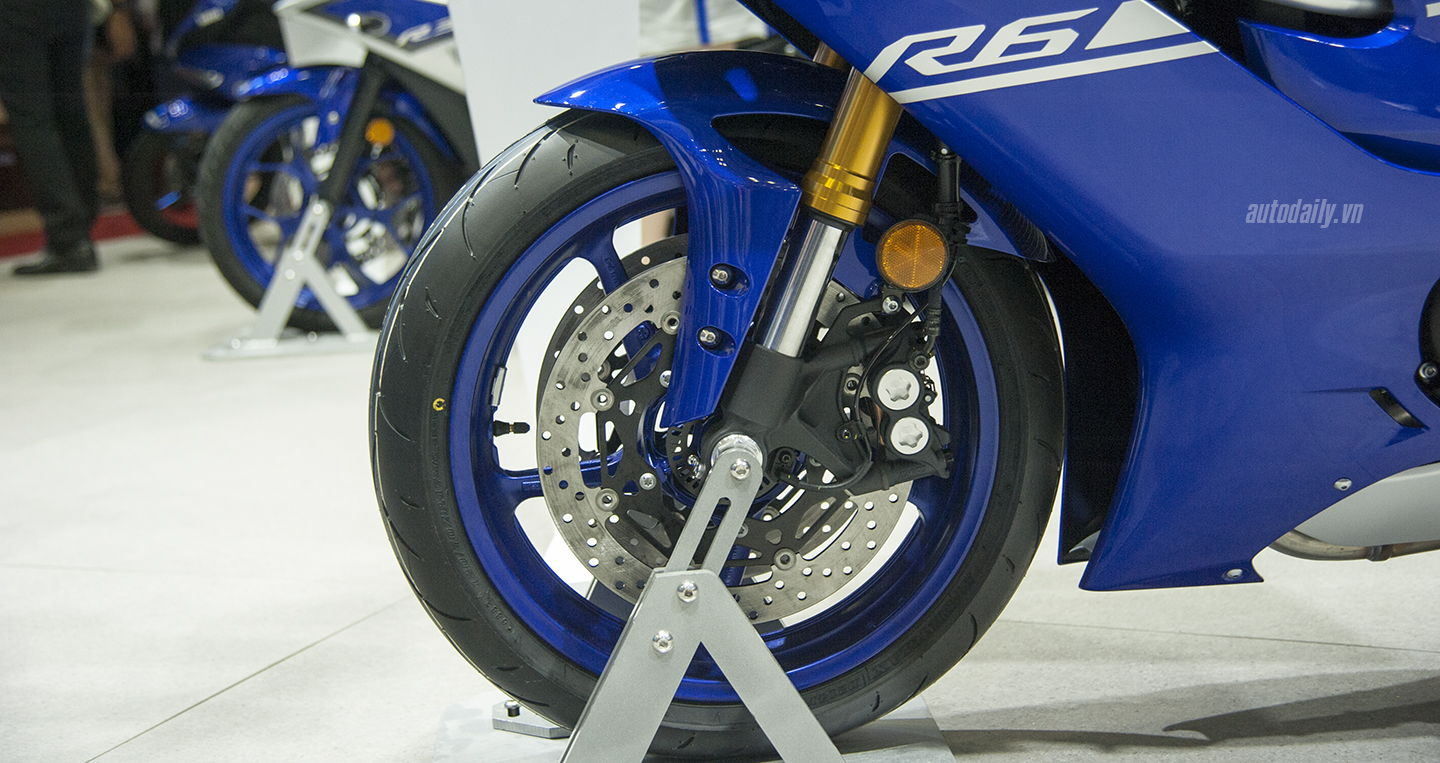 yamaha-r6-2017-7.jpg