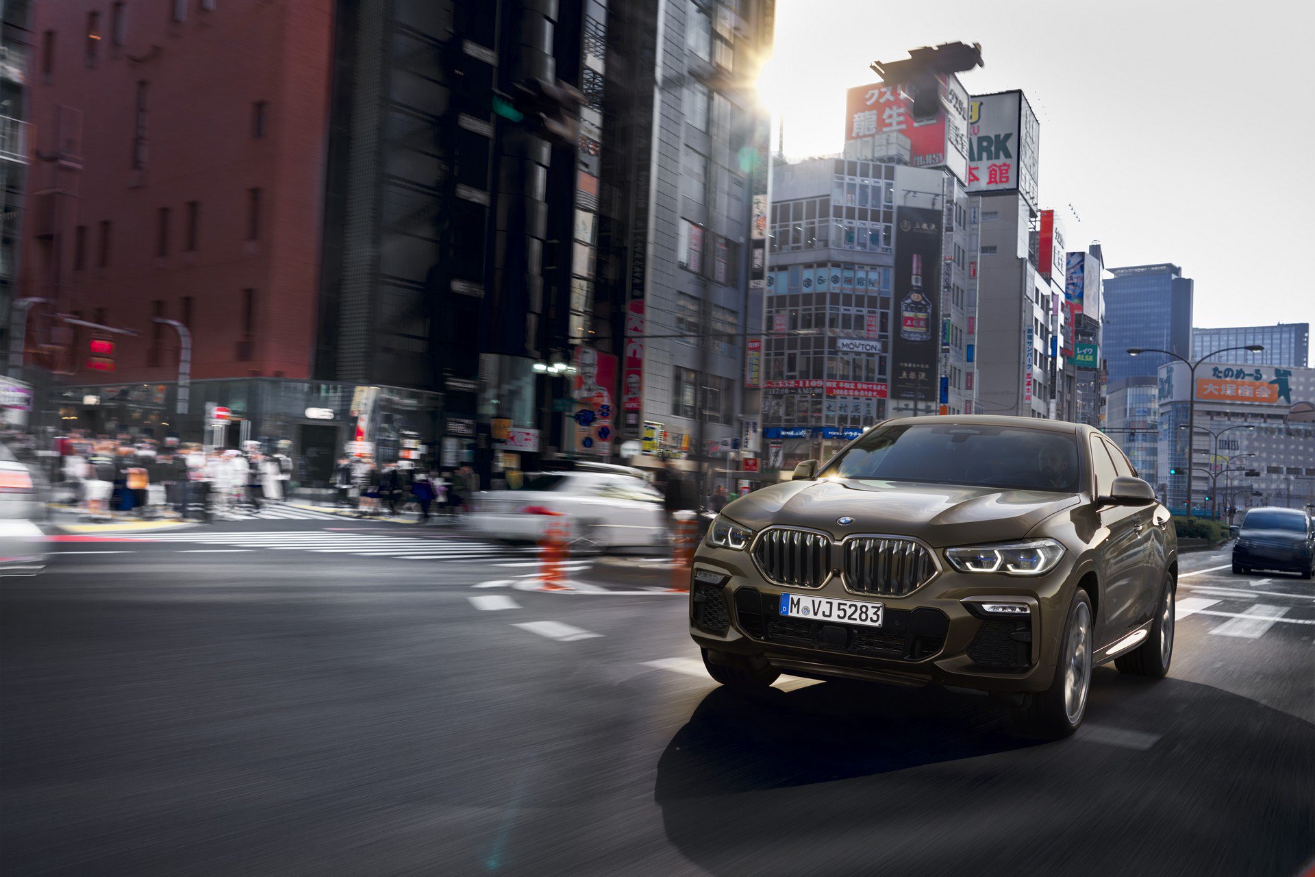 2020-bmw-x6-1.jpg