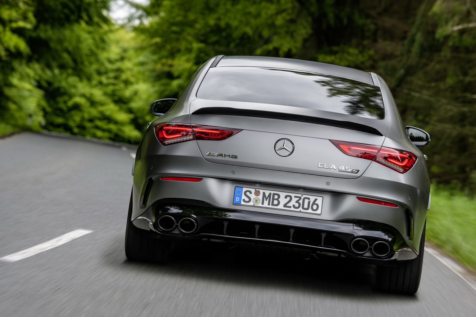 mercedes-amg-cla45-05.jpg