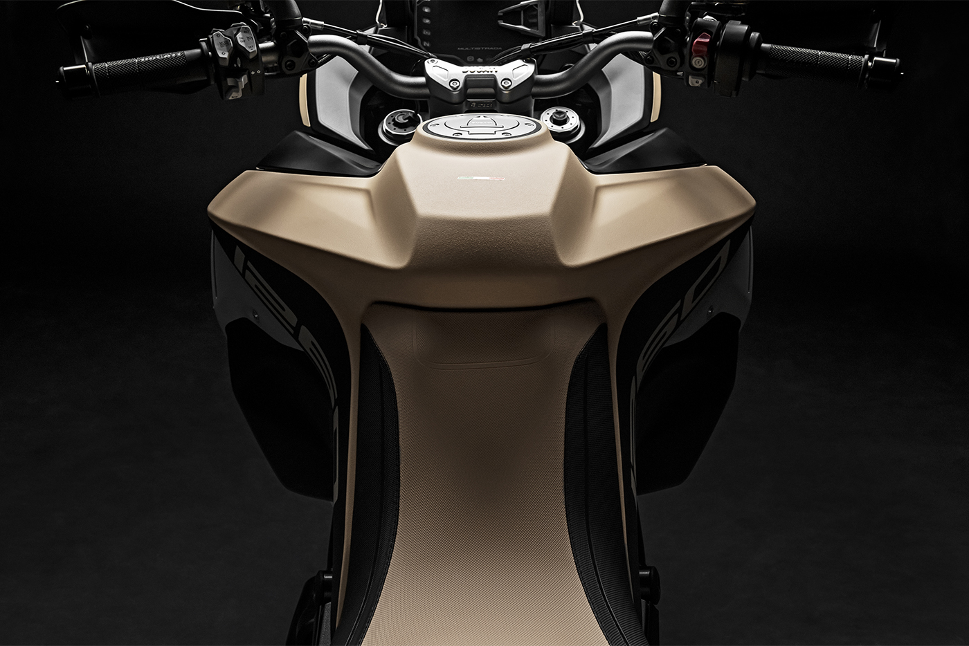 2019-ducati-multistrada-enduro-6.jpg