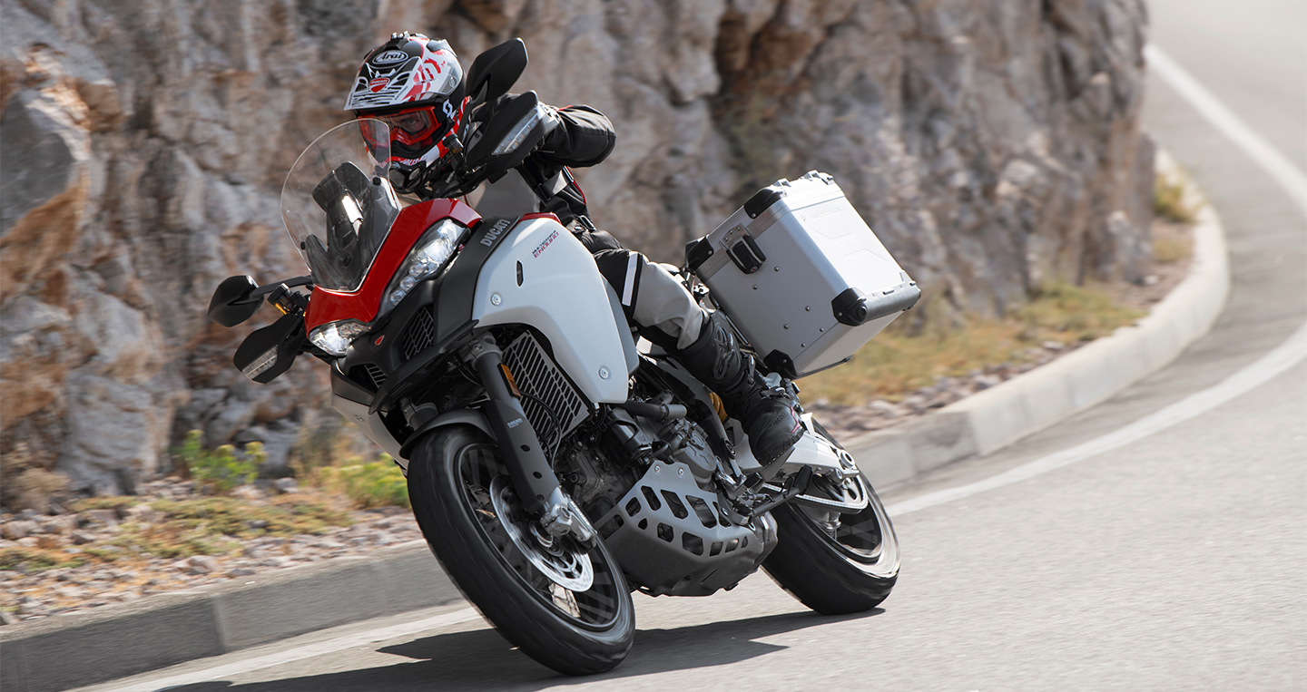 2019-ducati-multistrada-enduro-7.jpg