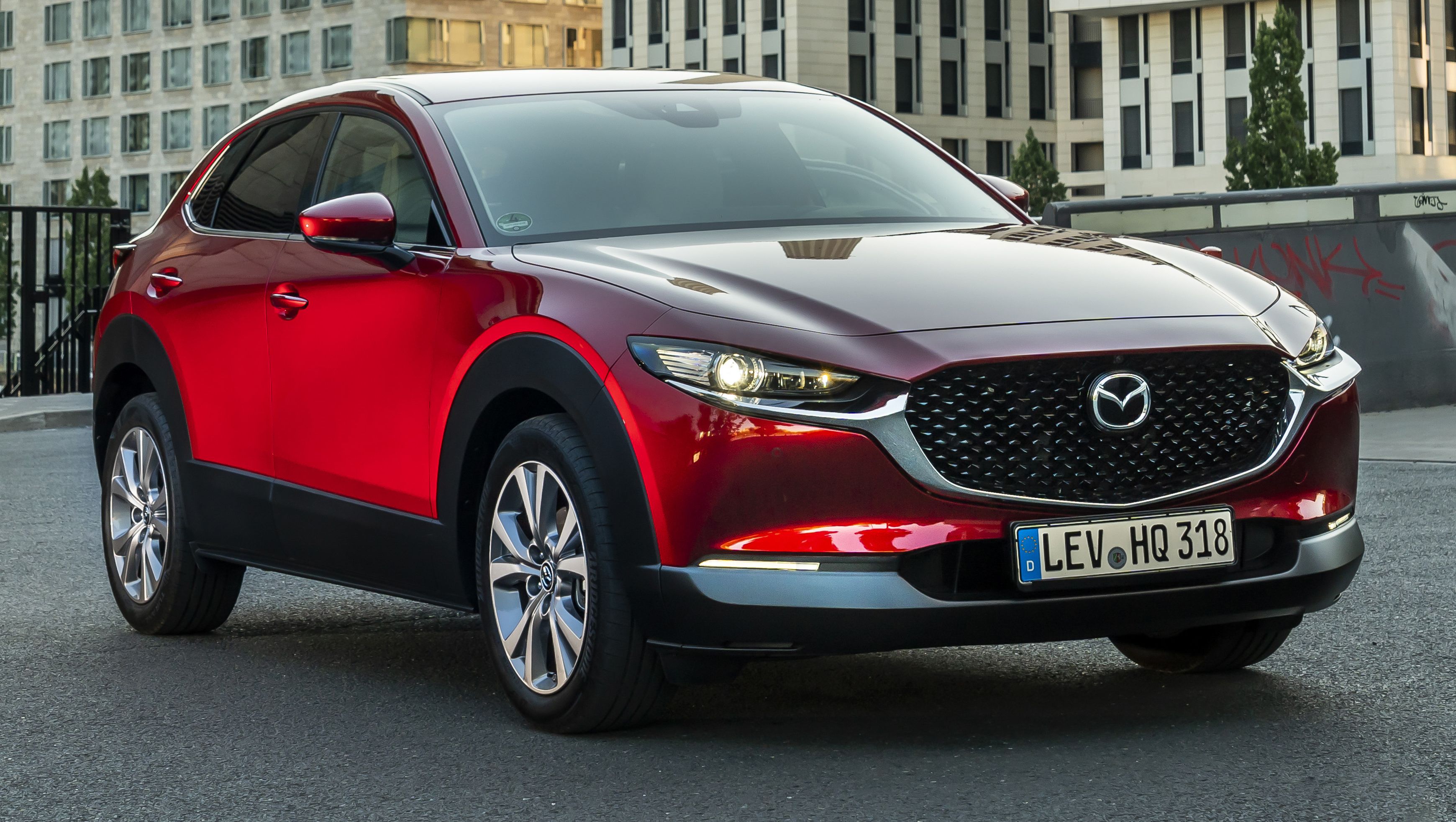 Lợi nhuận của Mazda giảm mạnh tới 74,5%