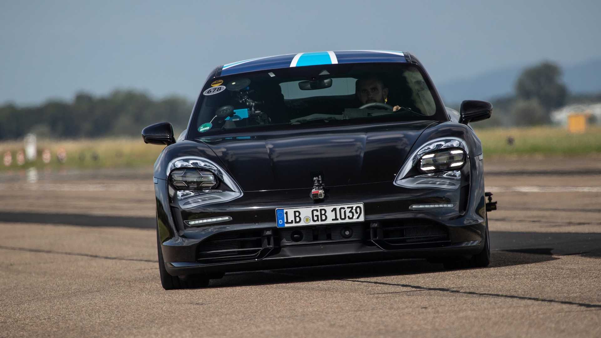 2020-porsche-taycan-at-lahr-airport-5.jpg