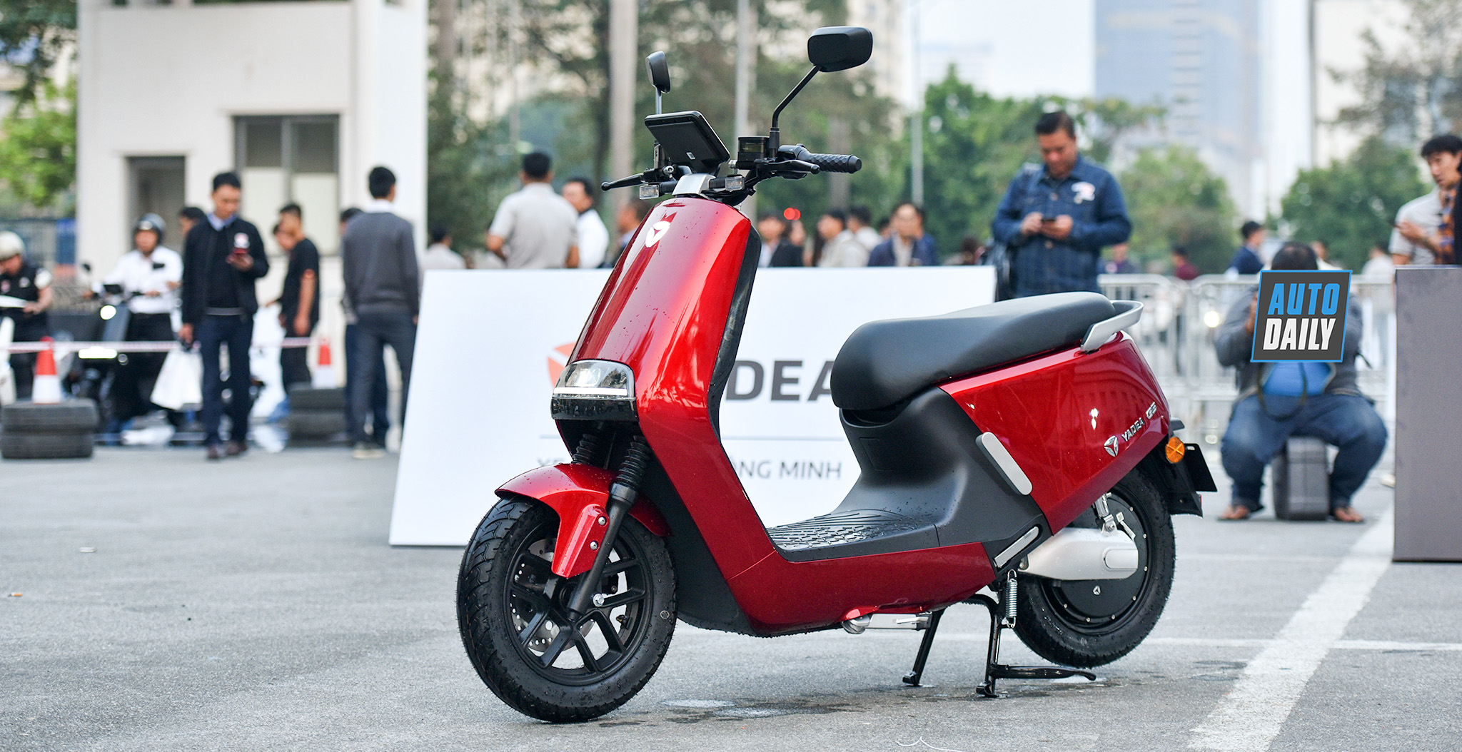 Xe máy điện Yadae chốt giá từ 16 triệu đồng tại Việt Nam